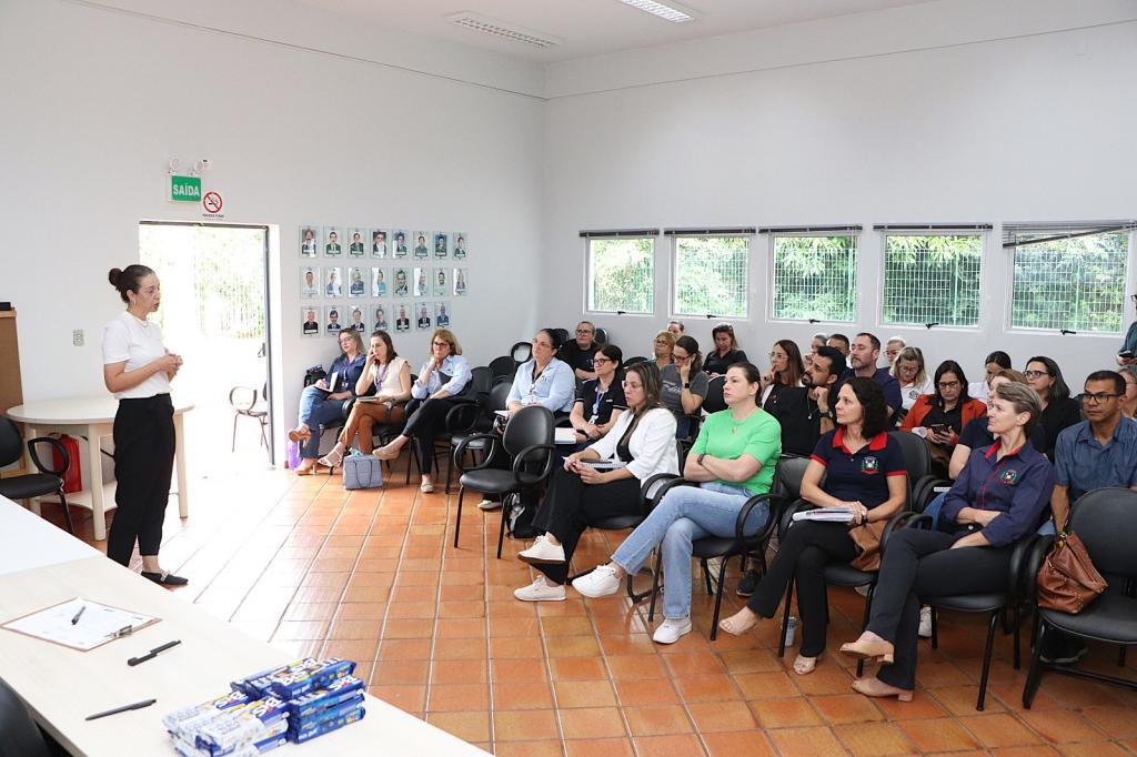 Representantes da Educação de Missal participam de alinhamento de ações do Programa Mais Ideb 2026
