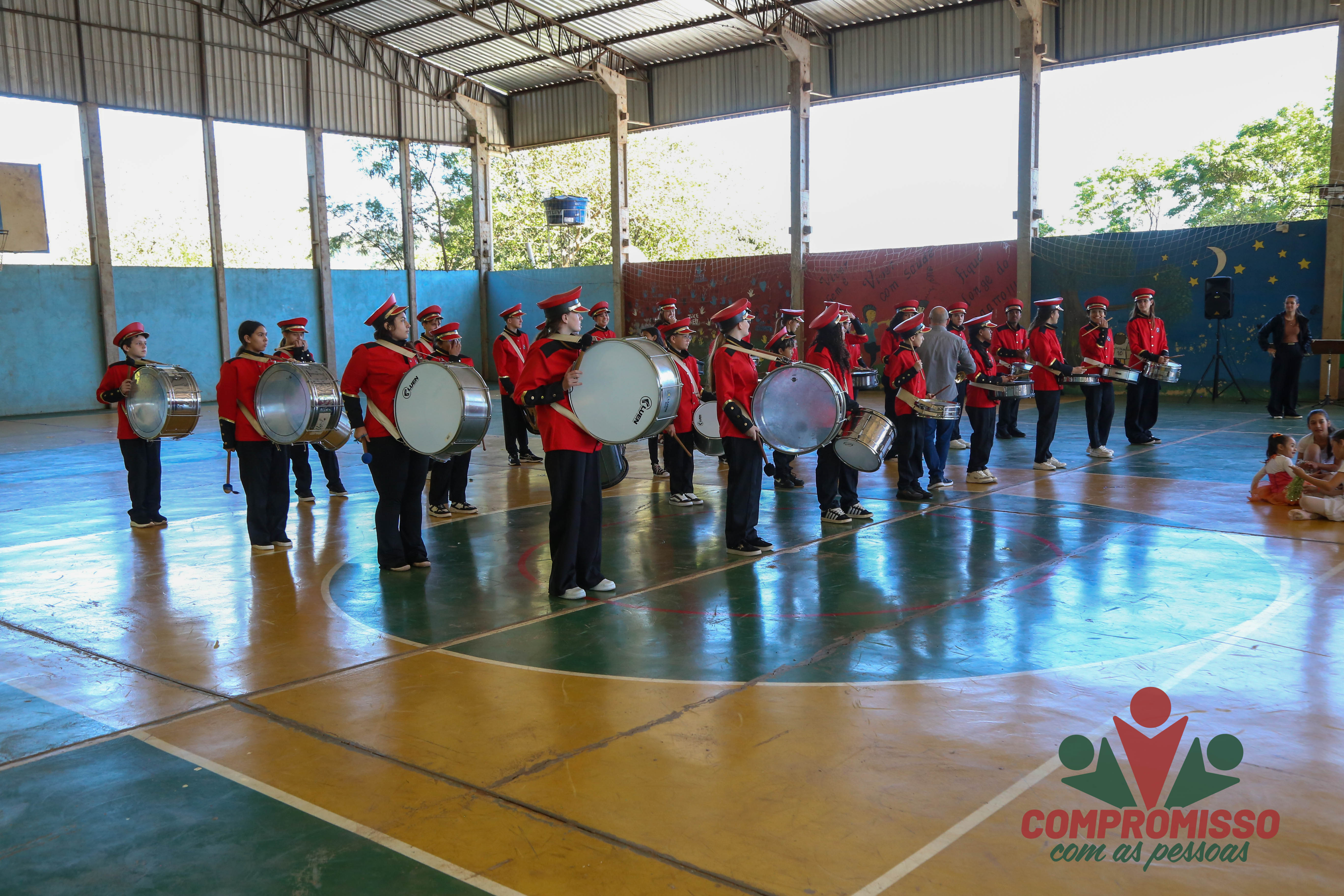 Linha Jacutinga contou com ato cívico plural