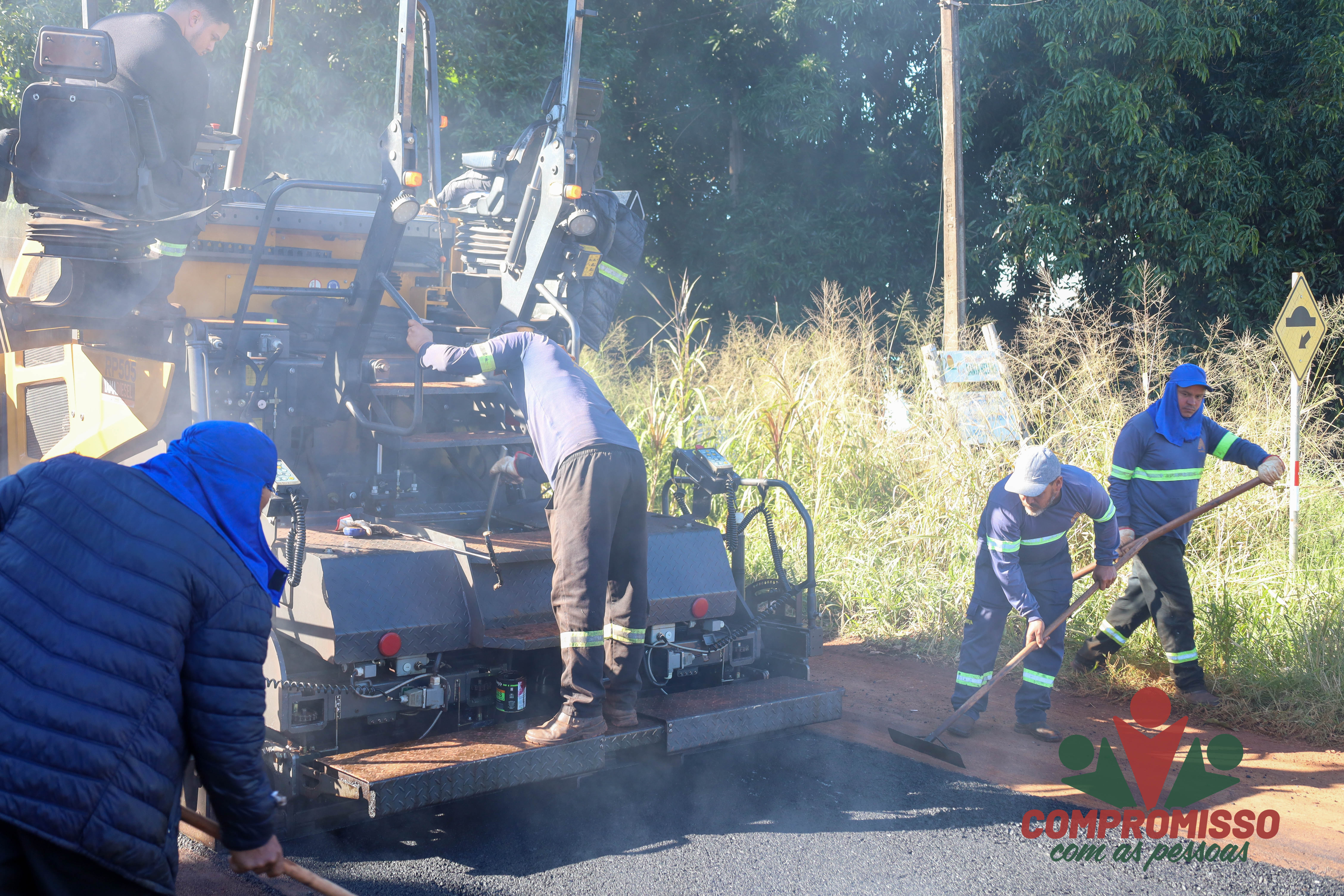 Parceria entre Missal e Santa Helena viabiliza recape asfáltico em mais de 2km