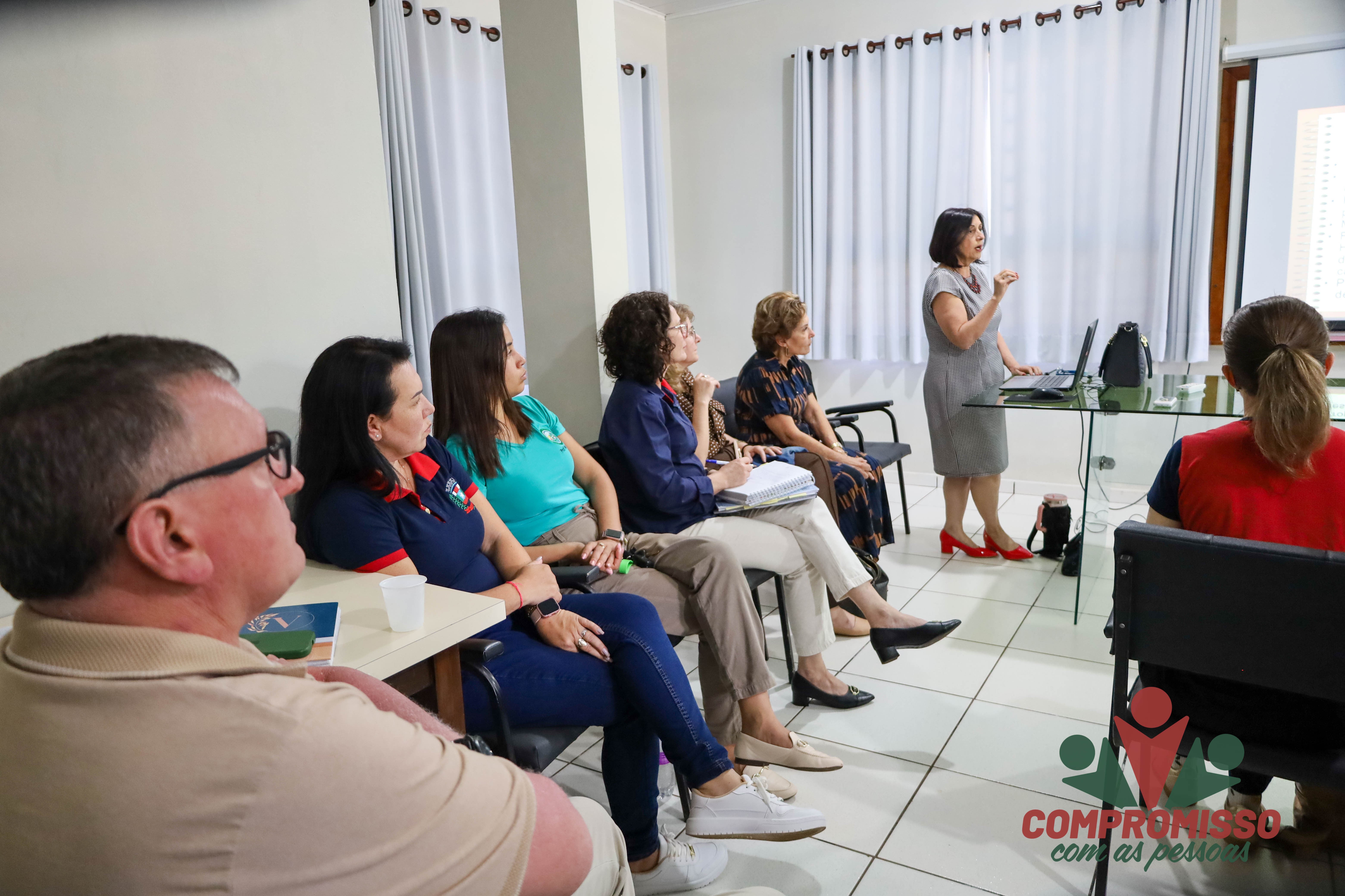 Comissão de Avaliação de Desempenho do Magistério discute atuação