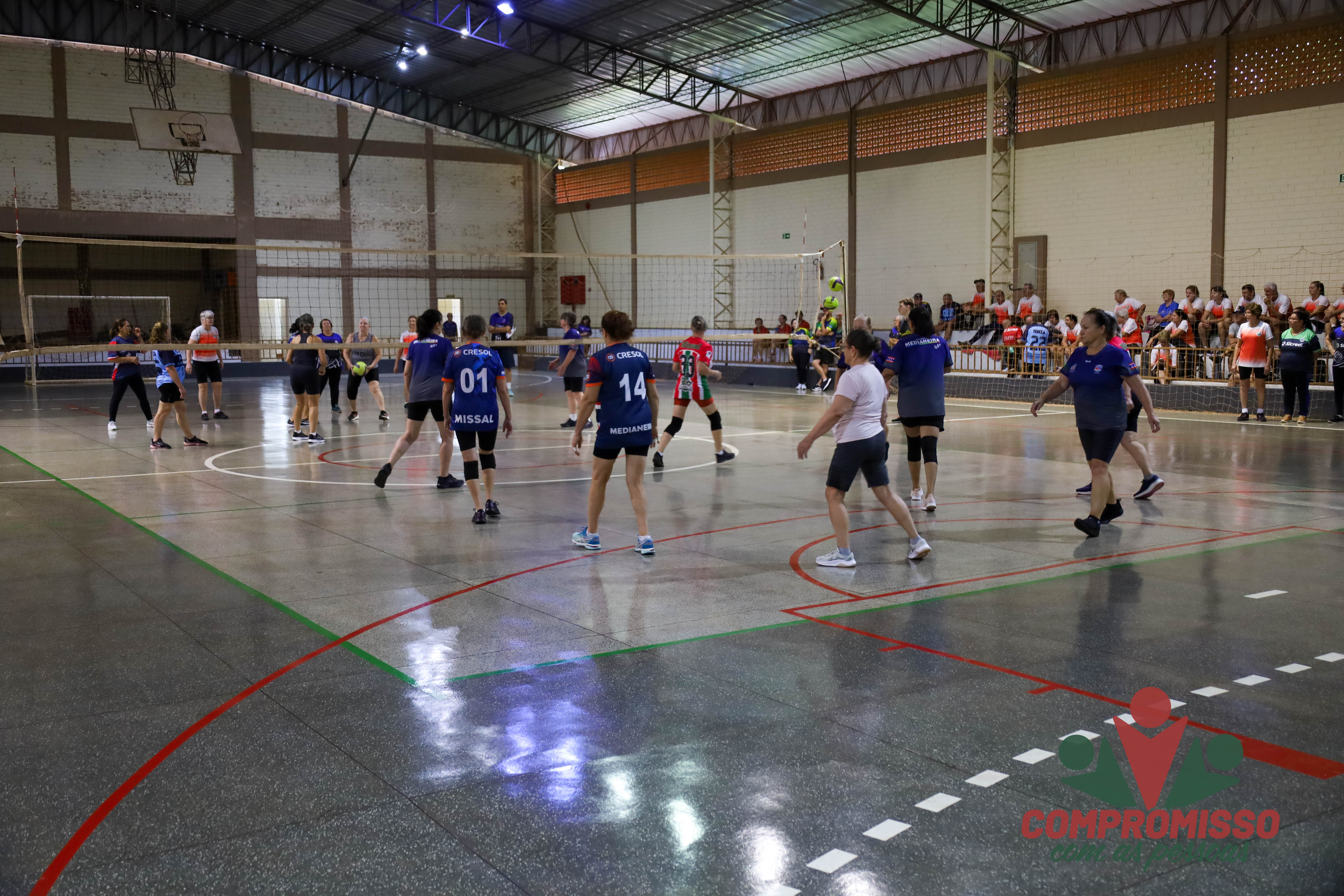 Quadrangular de Vôlei Câmbio reúne atletas de 04 municípios em Dom Armando