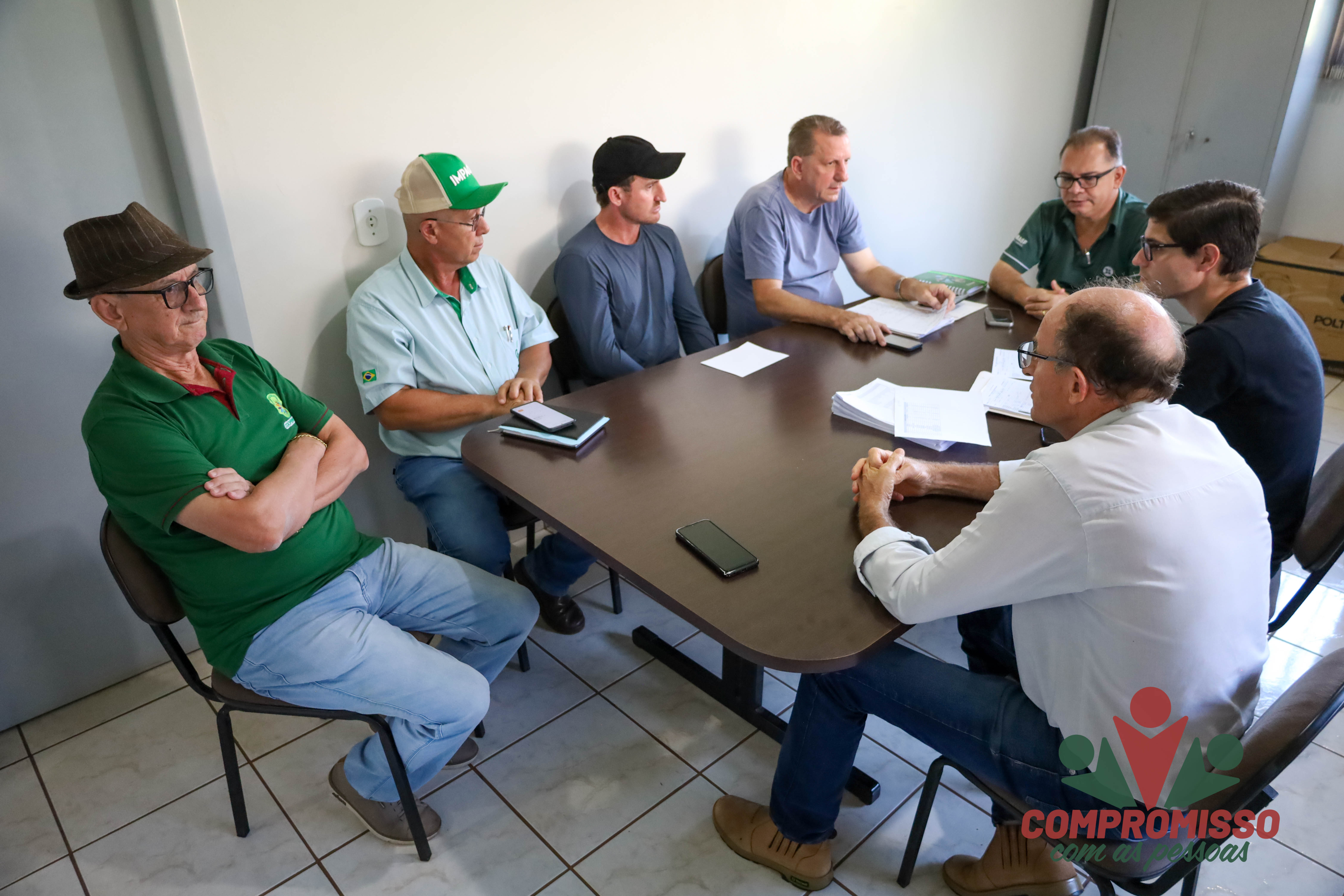 Representantes de entidades ligadas ao Agro de Missal se reúnem para Levantamento do Valor Bruto de Produção de 2025