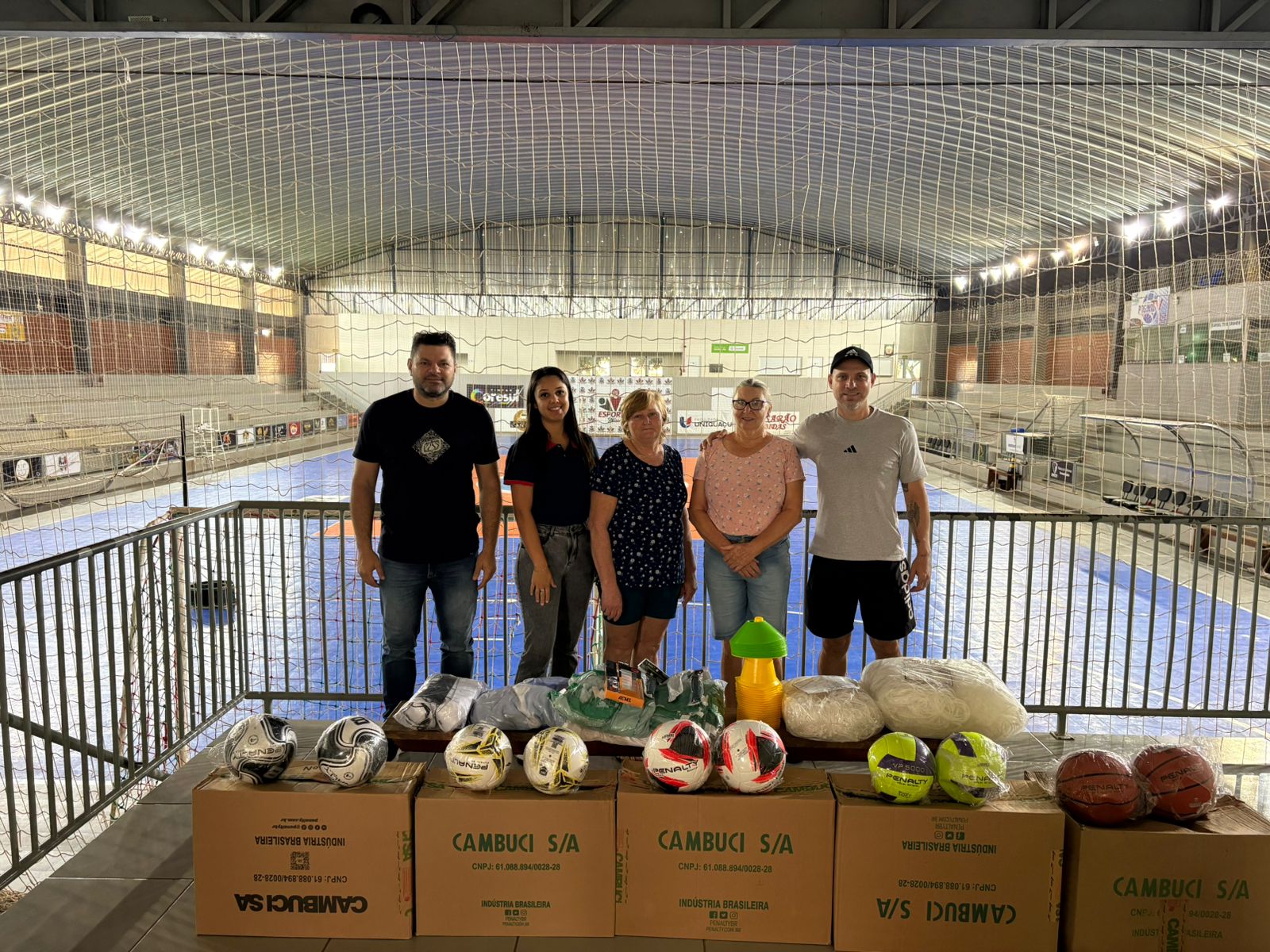 Secretaria de Esportes de Missal recebe kits esportivos do Estado