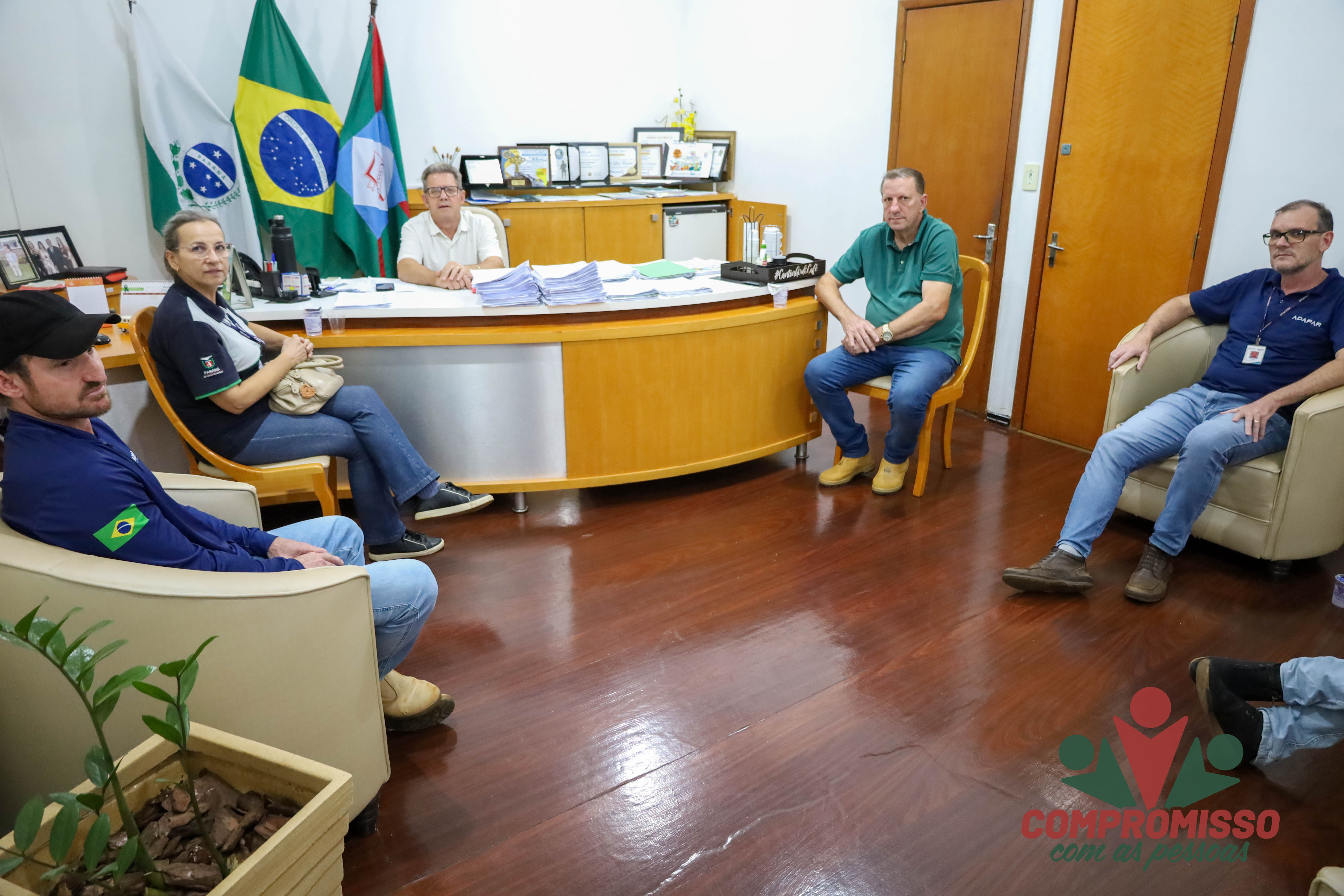 Representantes da Adapar solicitam ao município um terreno para a construção de sede própria em Missal