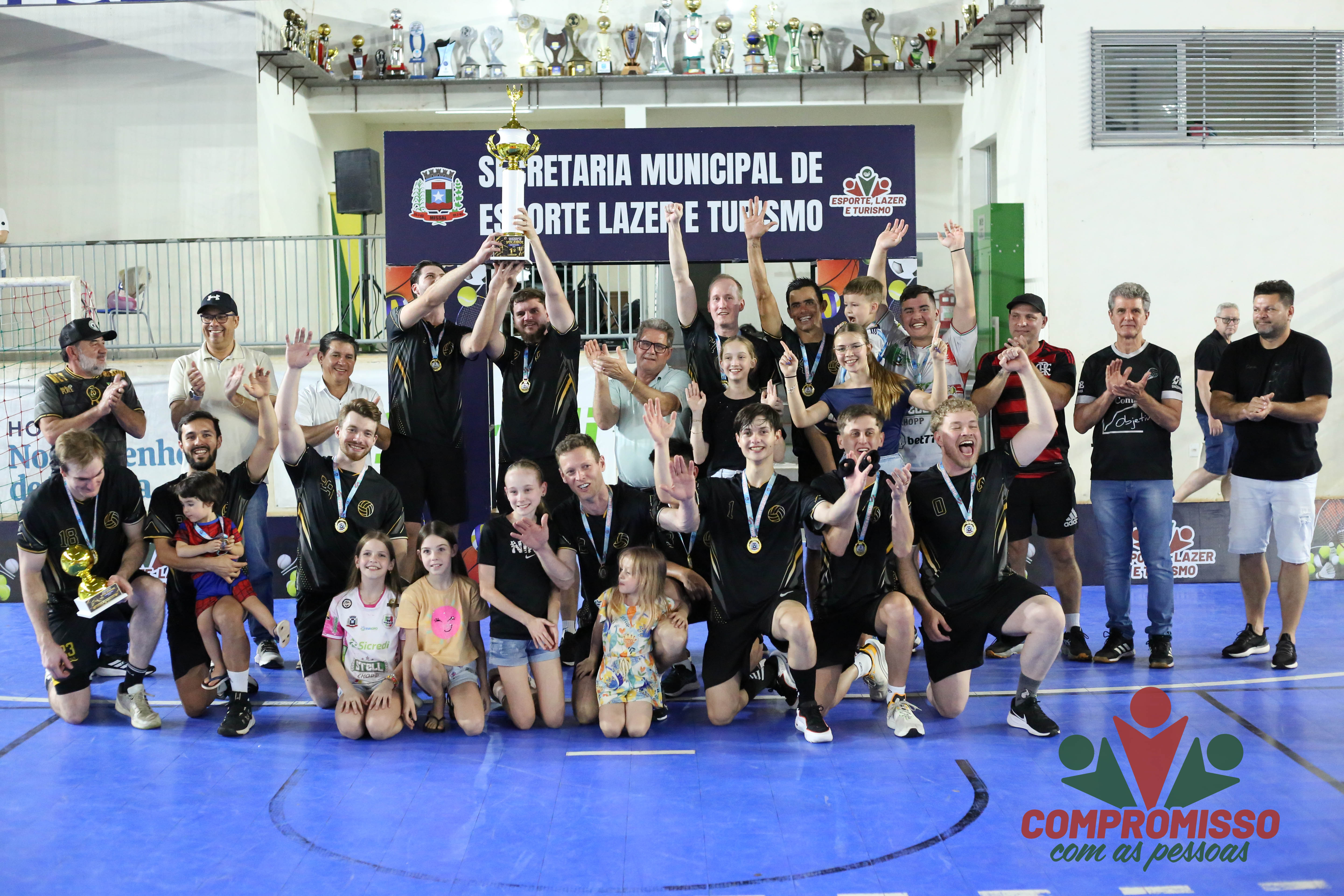Municipal de Vôlei encerra com grande público em Missal