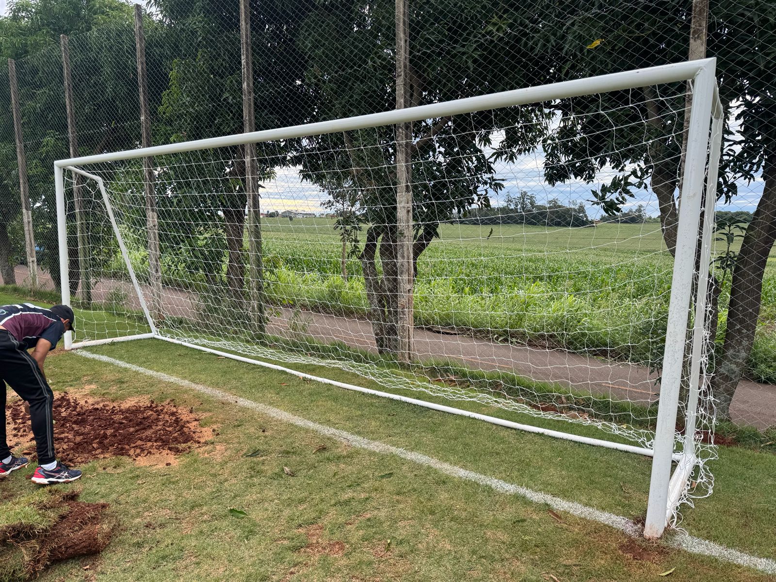 Campo do Bairro Renascer passa por melhorias