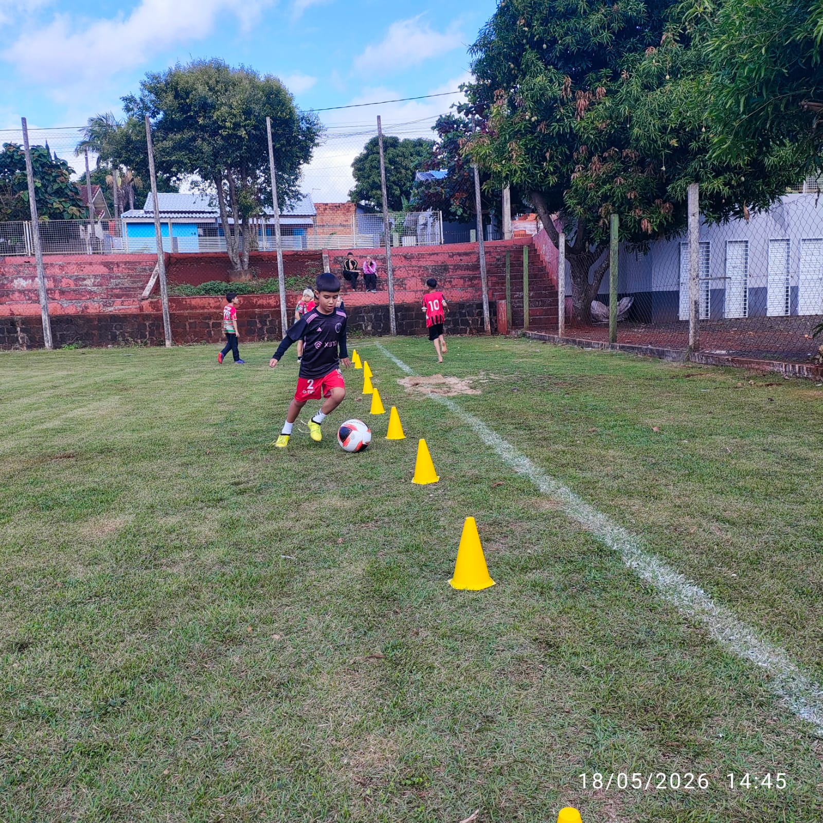 Retomada da Escolinha de Futebol em Missal supera expectativa