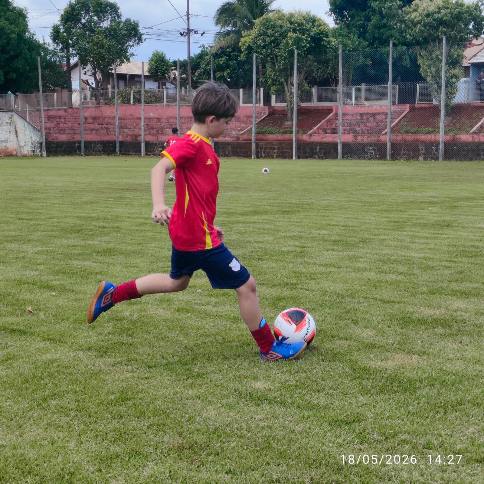 Retomada da Escolinha de Futebol em Missal supera expectativa