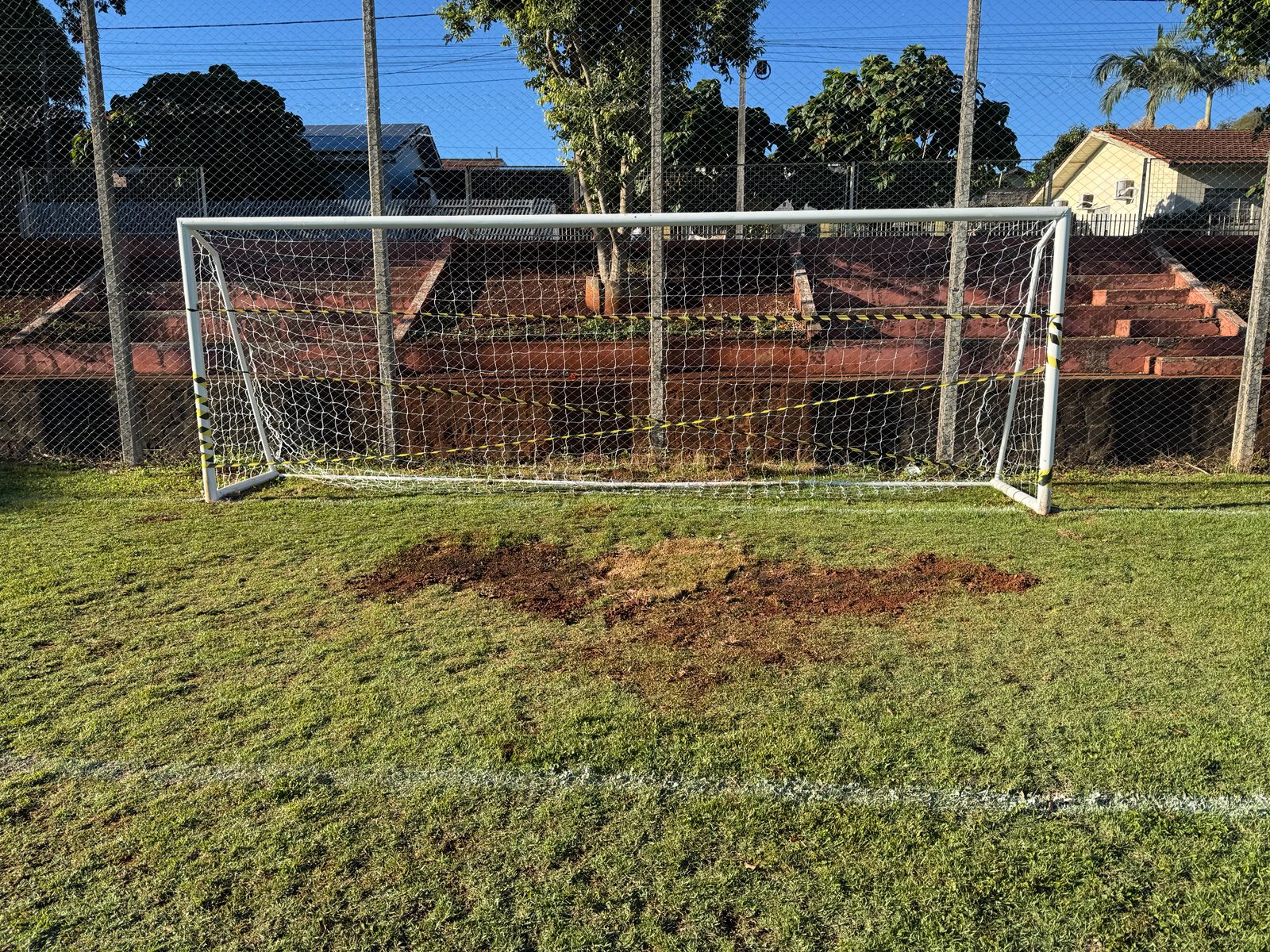 Campo do Bairro Renascer passa por melhorias