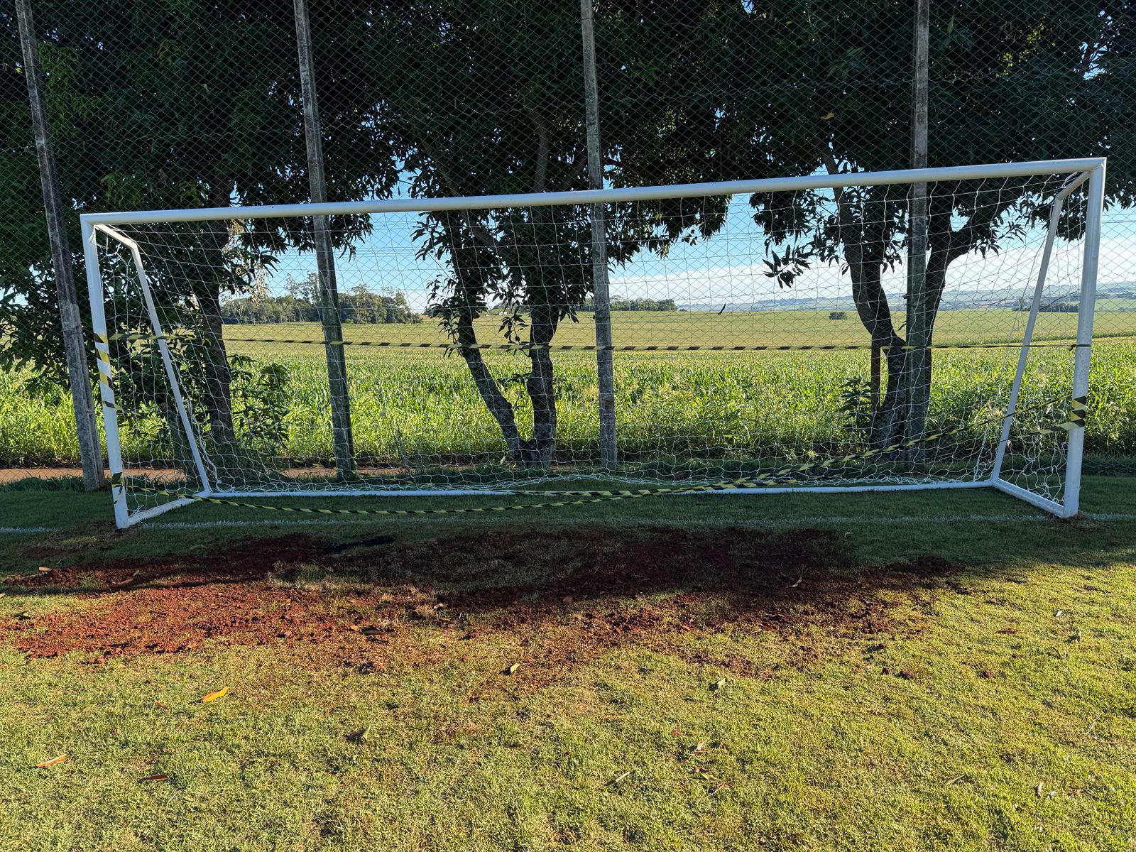 Campo do Bairro Renascer passa por melhorias