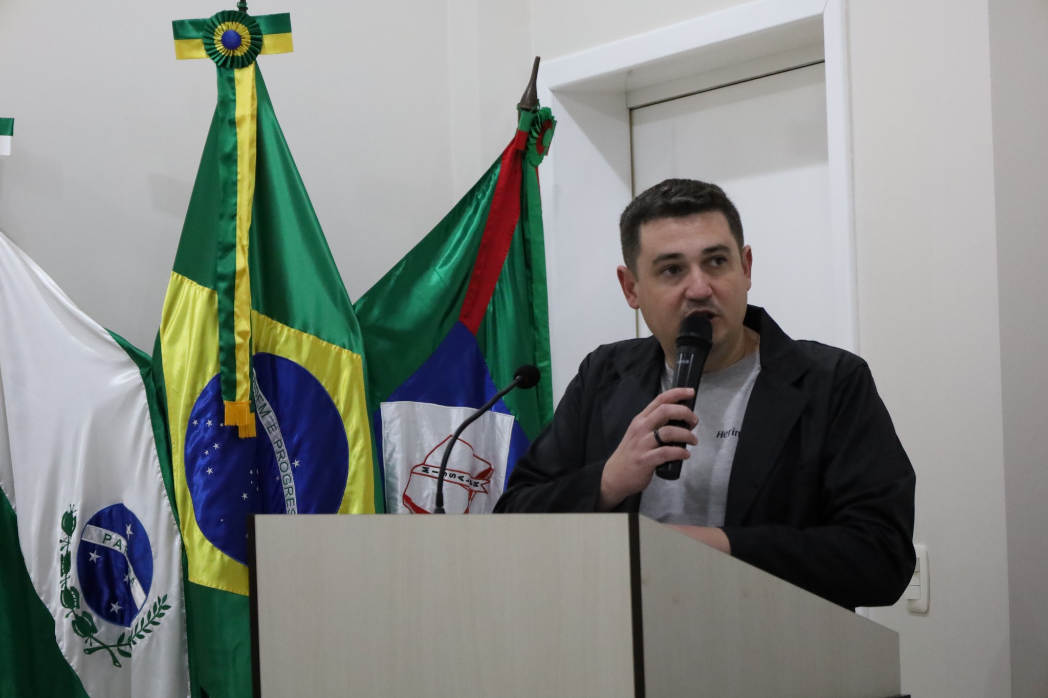 Vereadores Mirins de 2026 tomam posse em Missal