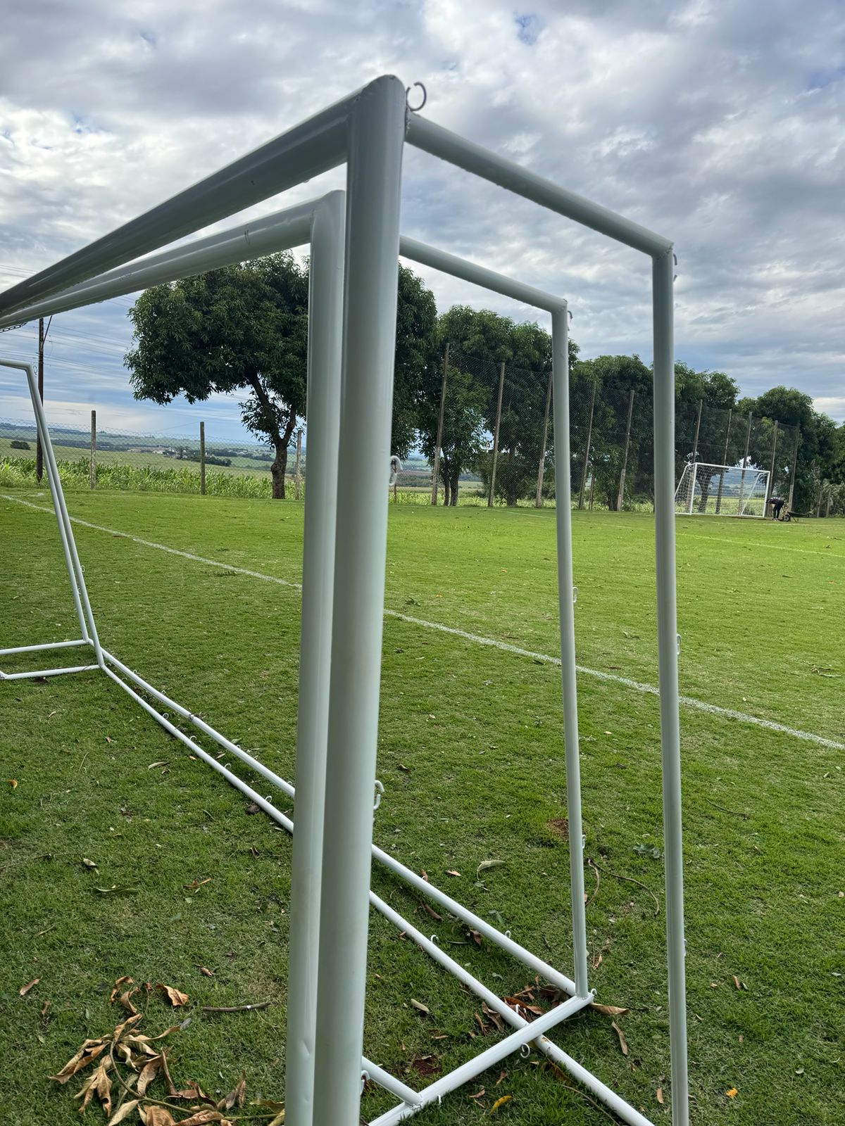 Campo do Bairro Renascer passa por melhorias