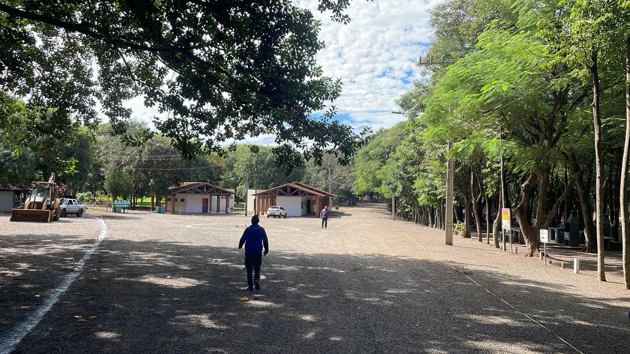 Empresa inicia marcação para Pavimentação Asfáltica na Prainha em Missal