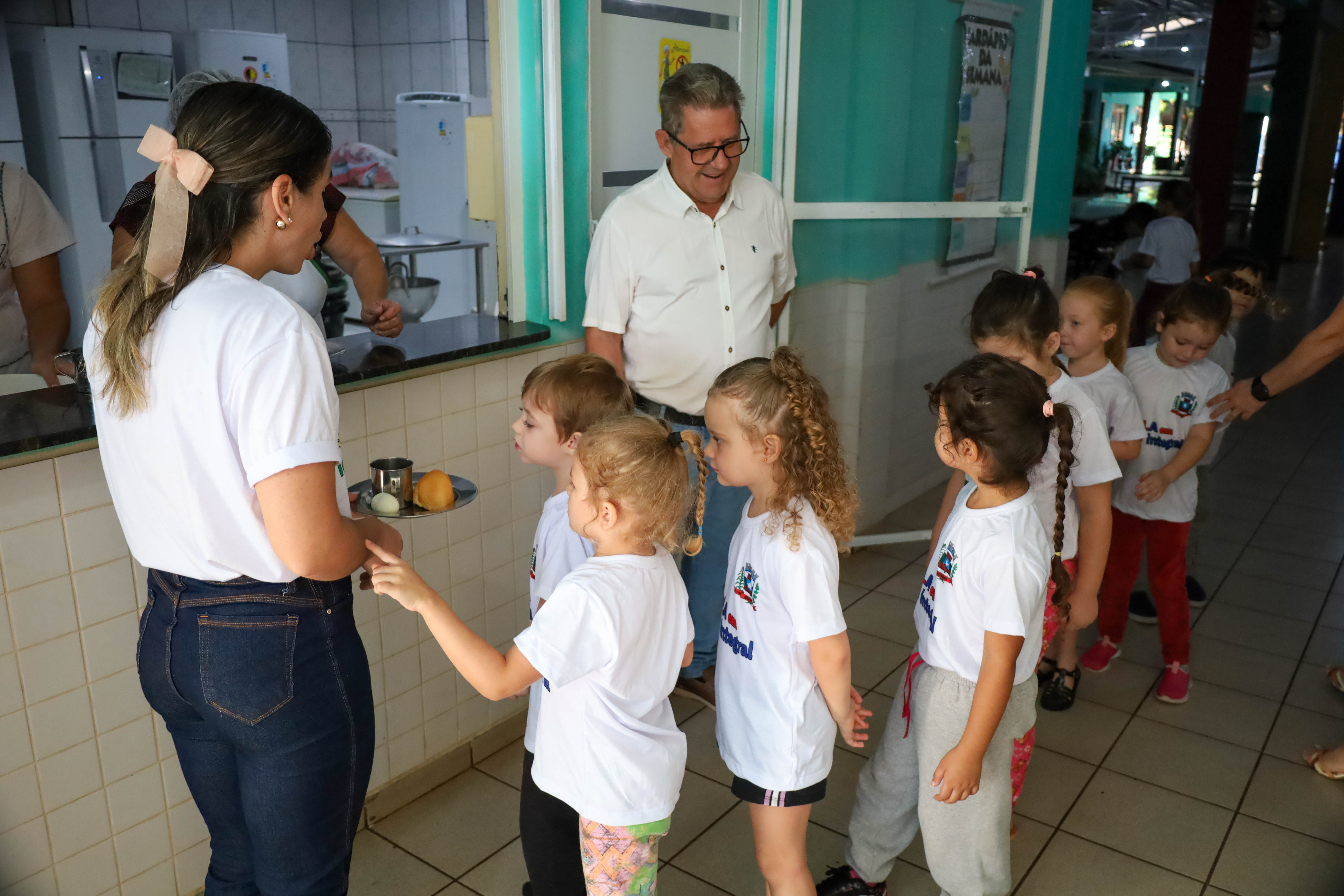 Secretaria de Educação de Missal inclui ovo cozido para reforçar a alimentação escolar
