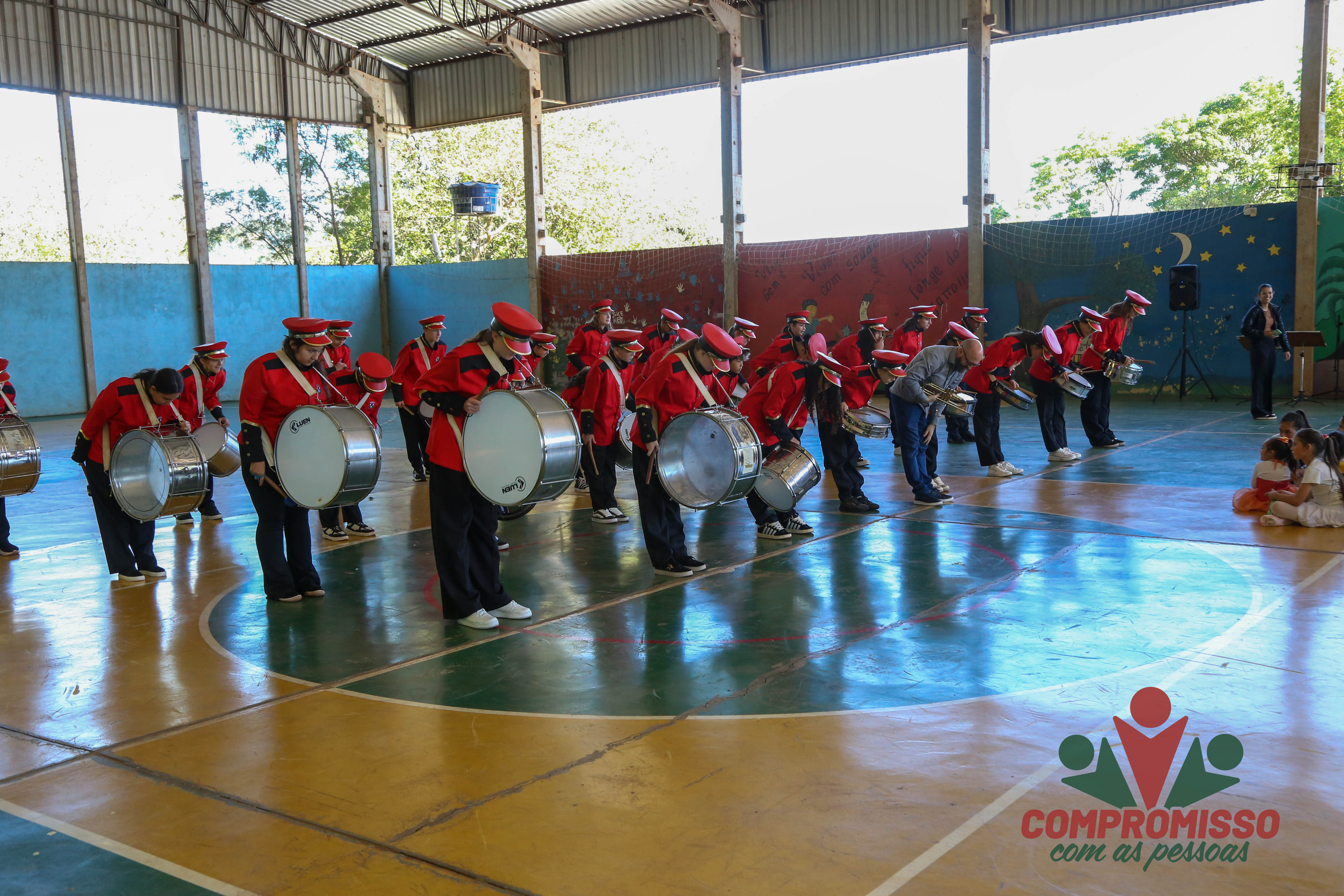 Linha Jacutinga contou com ato cívico plural