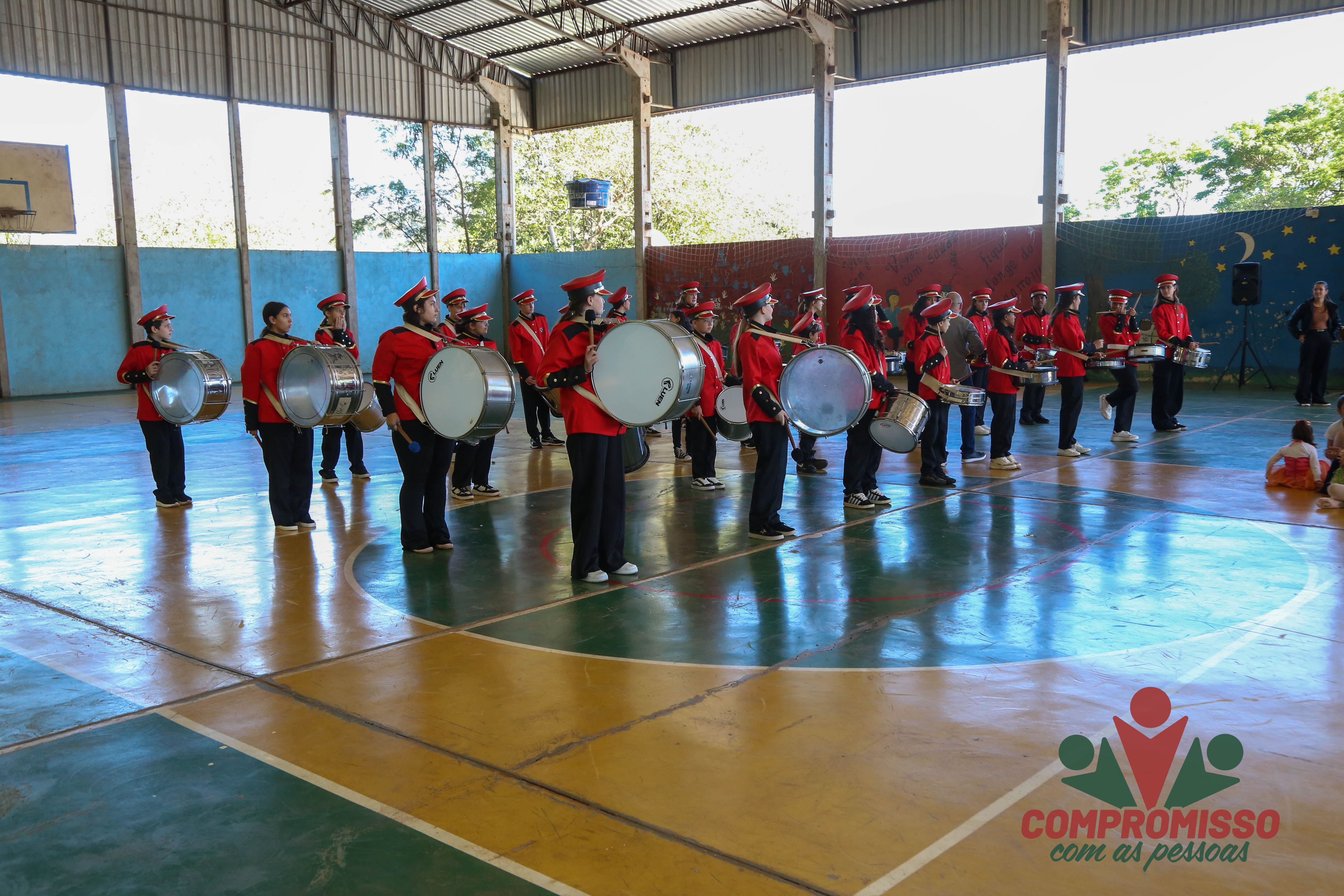 Linha Jacutinga contou com ato cívico plural