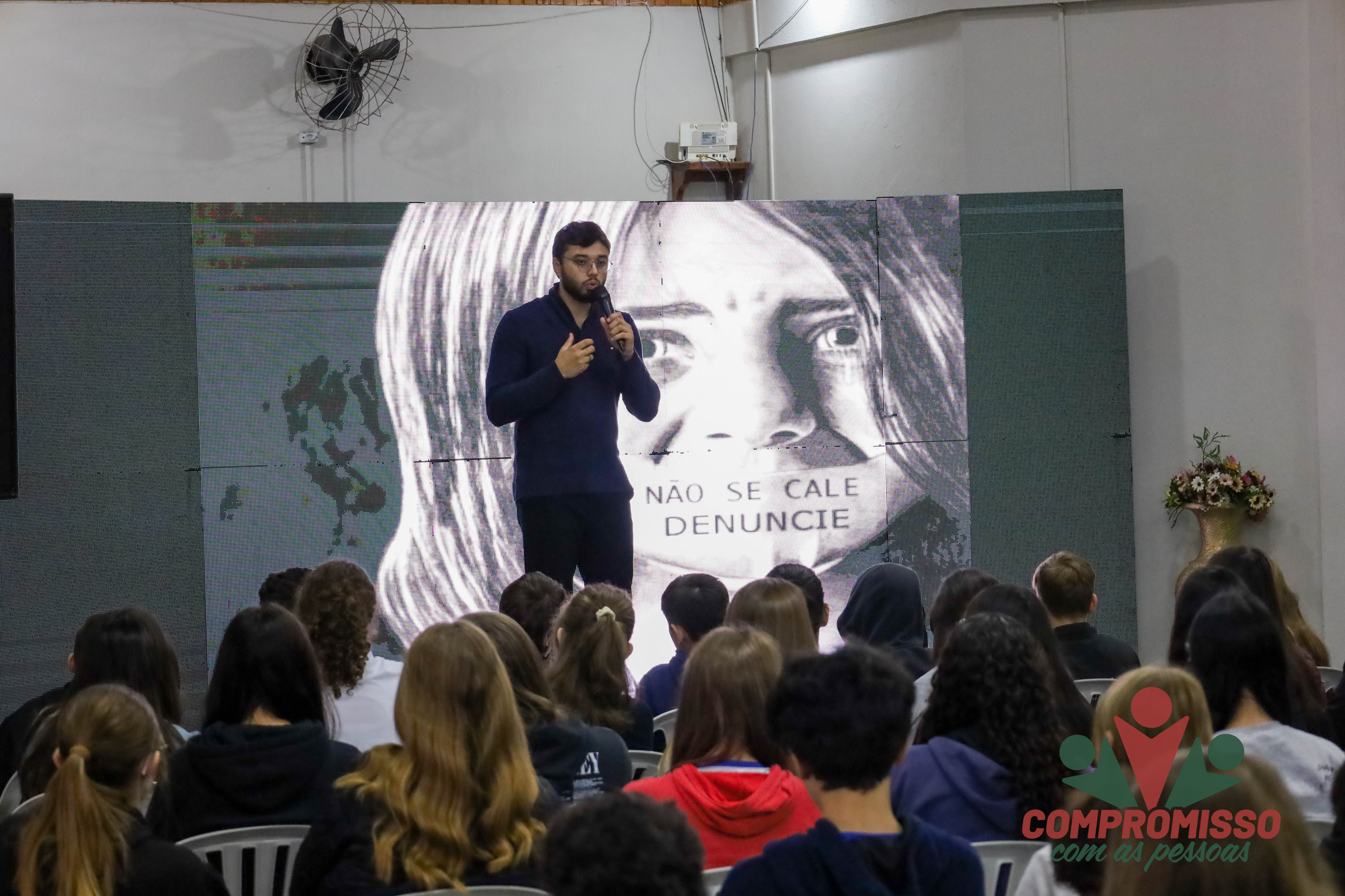 Palestra Show orienta alunos de Missal sobre o Combate ao Abuso e Exploração Sexual de Crianças e Adolescentes