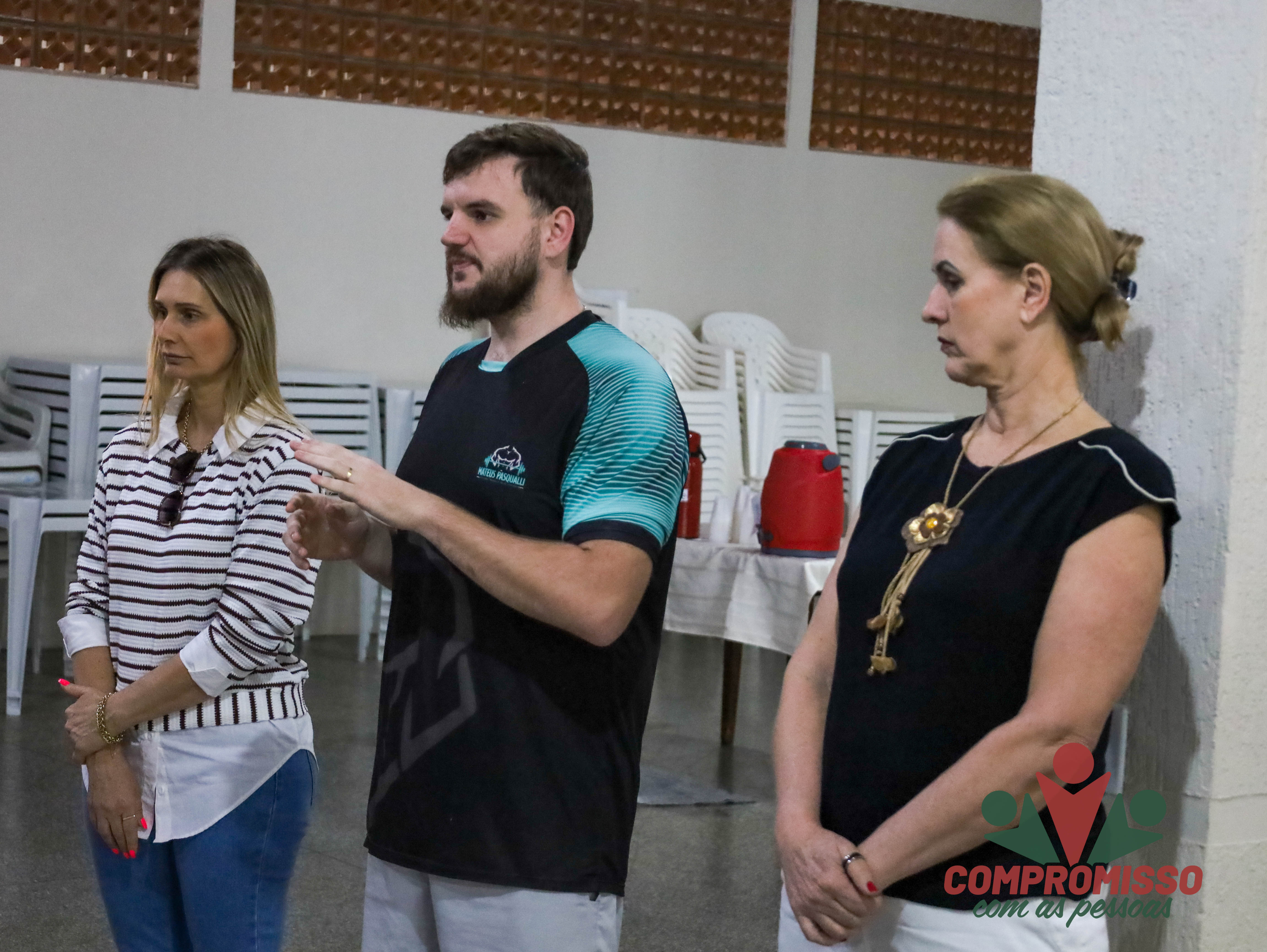 Academia dos Idosos recebe novos equipamentos