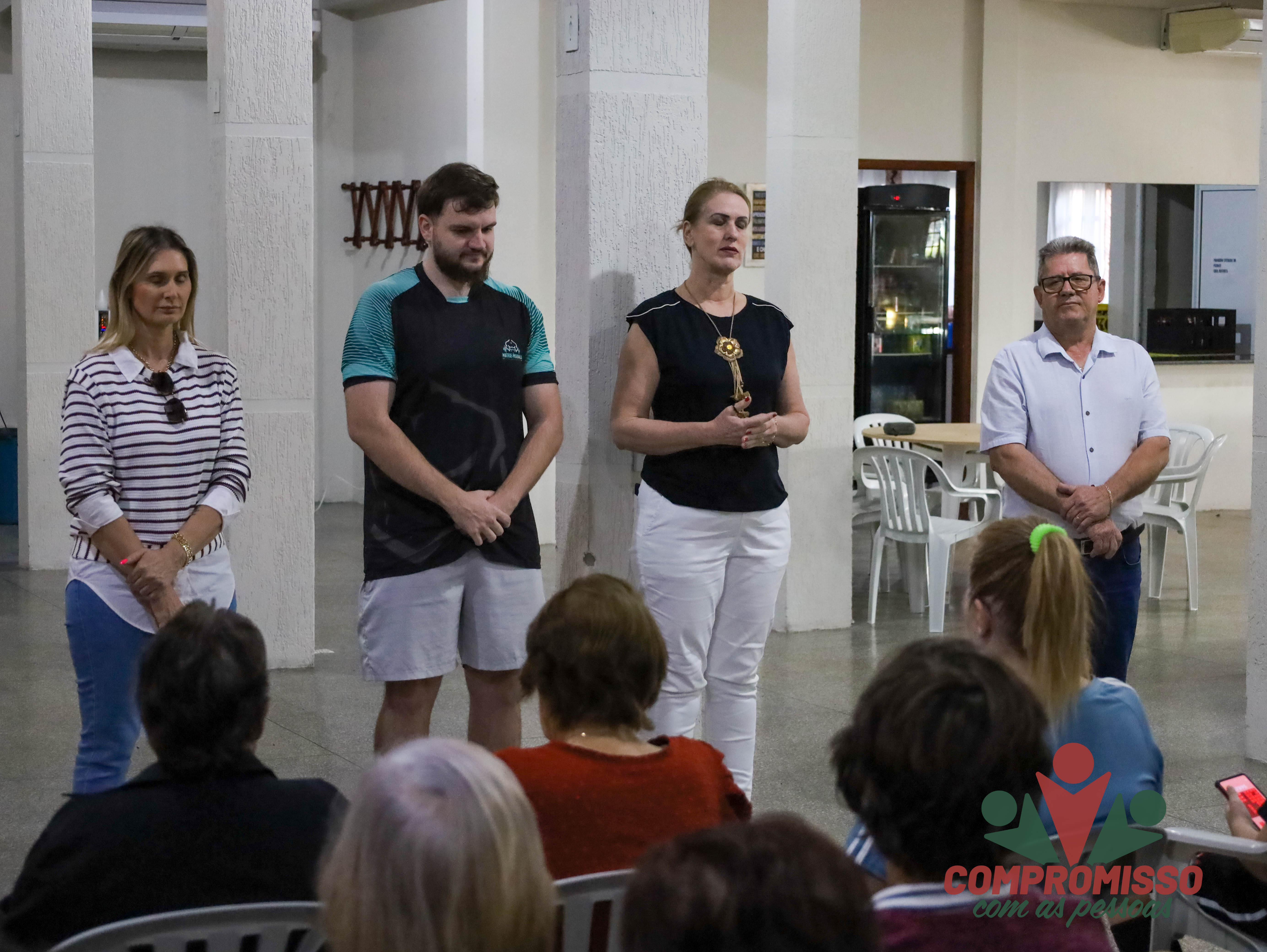 Academia dos Idosos recebe novos equipamentos