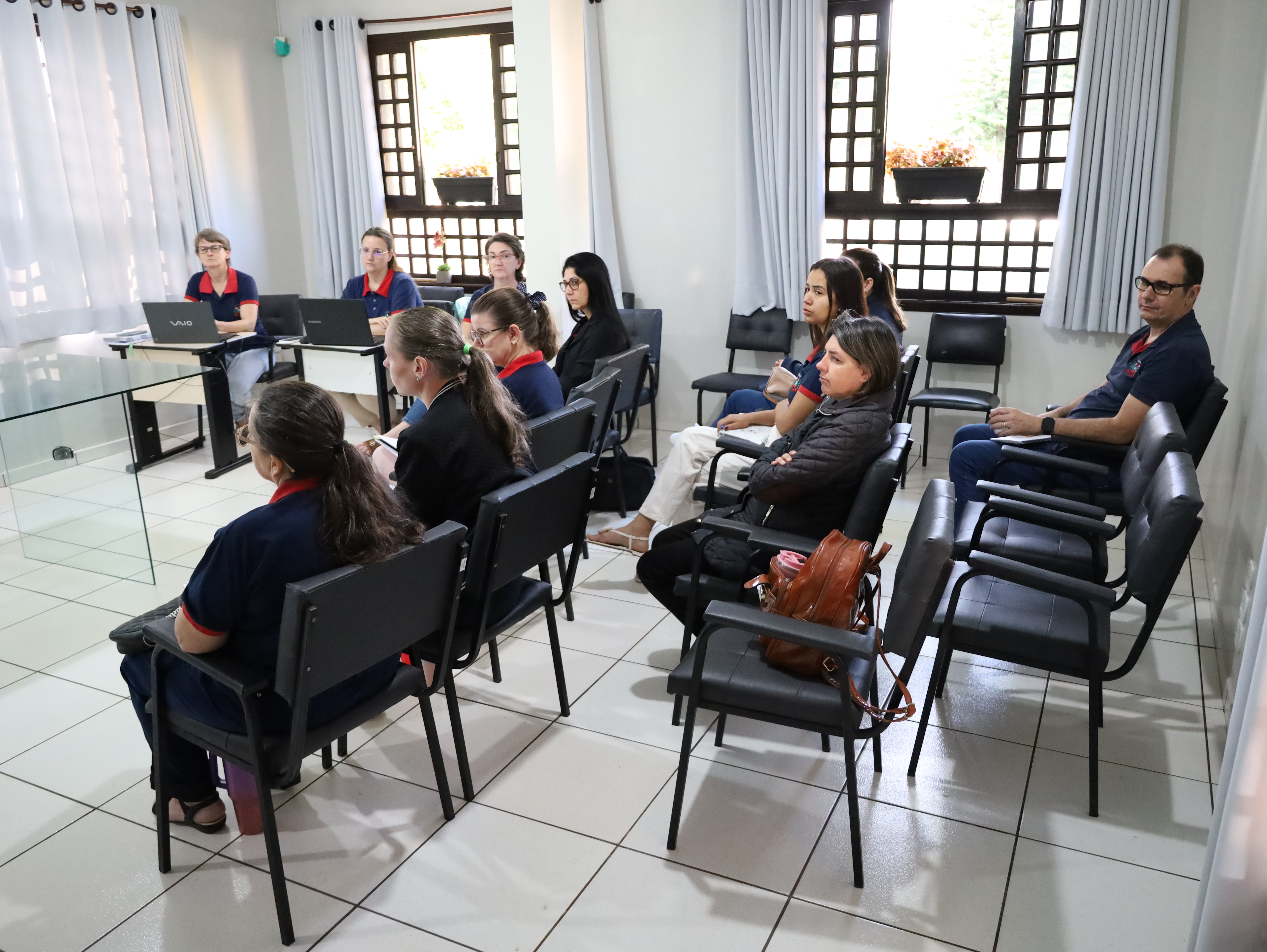 Comissão do Plano de Carreira em Missal se reúne para discussão de diversos assuntos