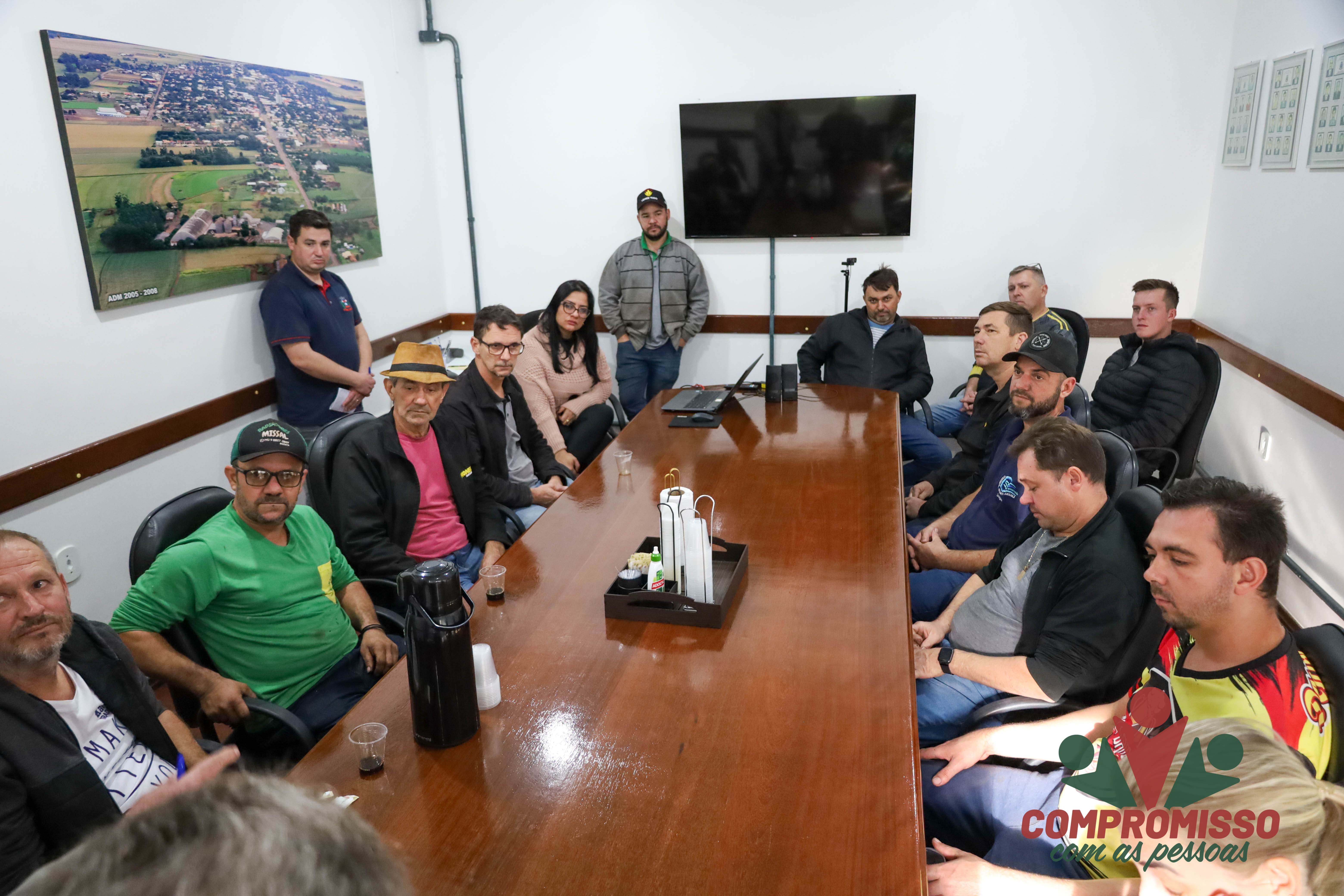Administração de Missal entrega cartões de utilização na frota municipal para prestadores de serviços