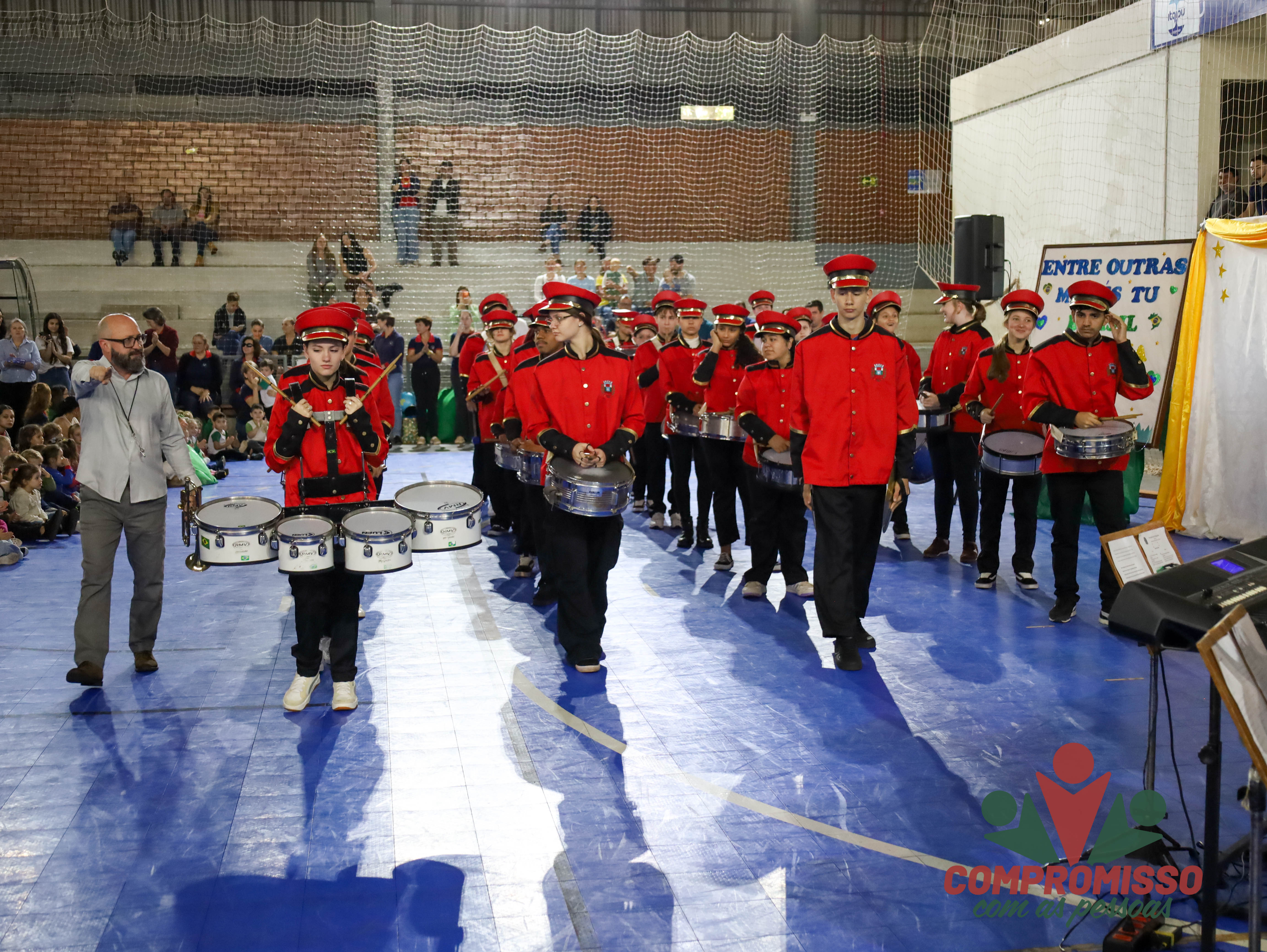 Semana da Pátria inicia com Apresentações de alunos em Missal