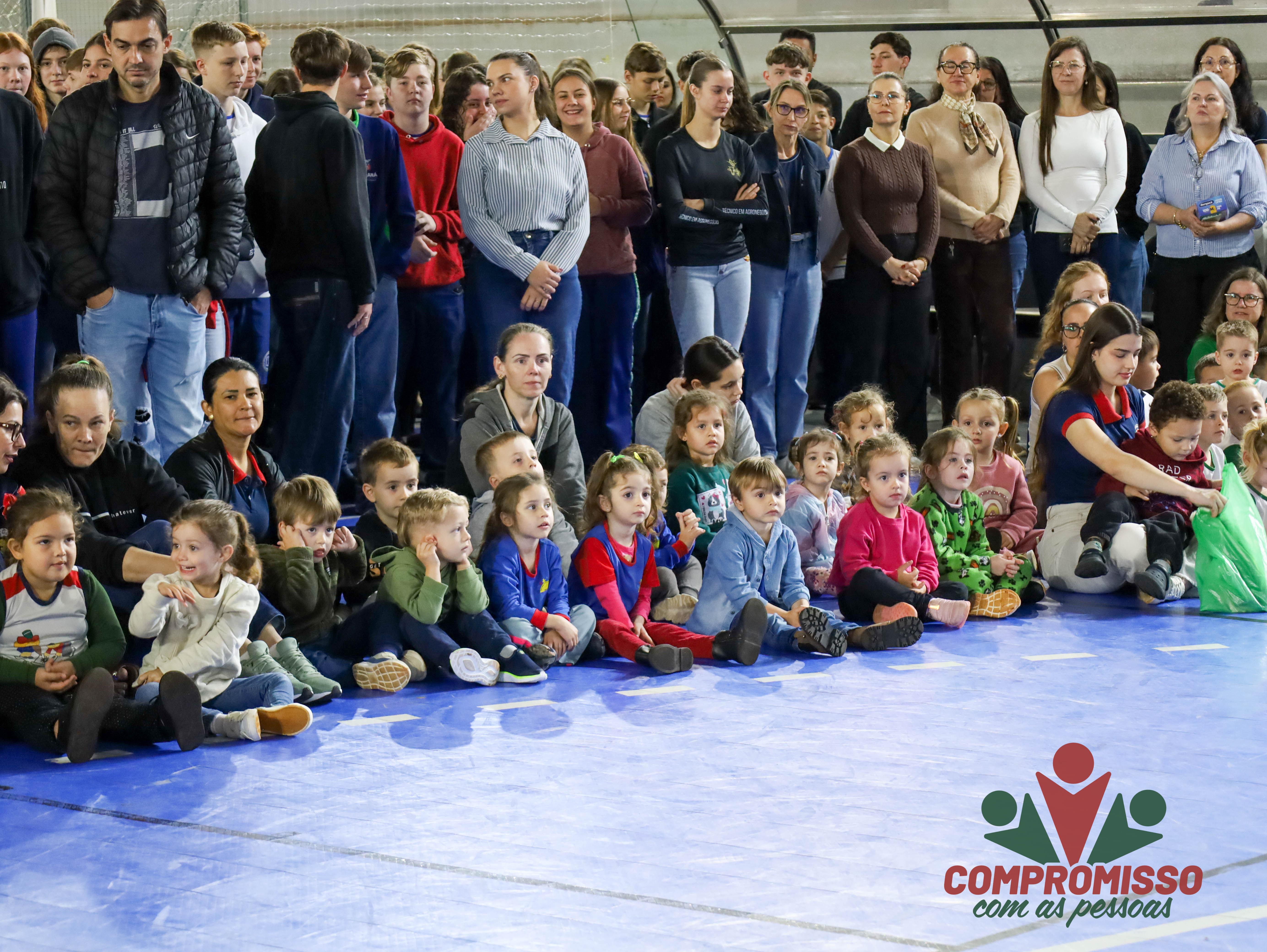 Semana da Pátria inicia com Apresentações de alunos em Missal