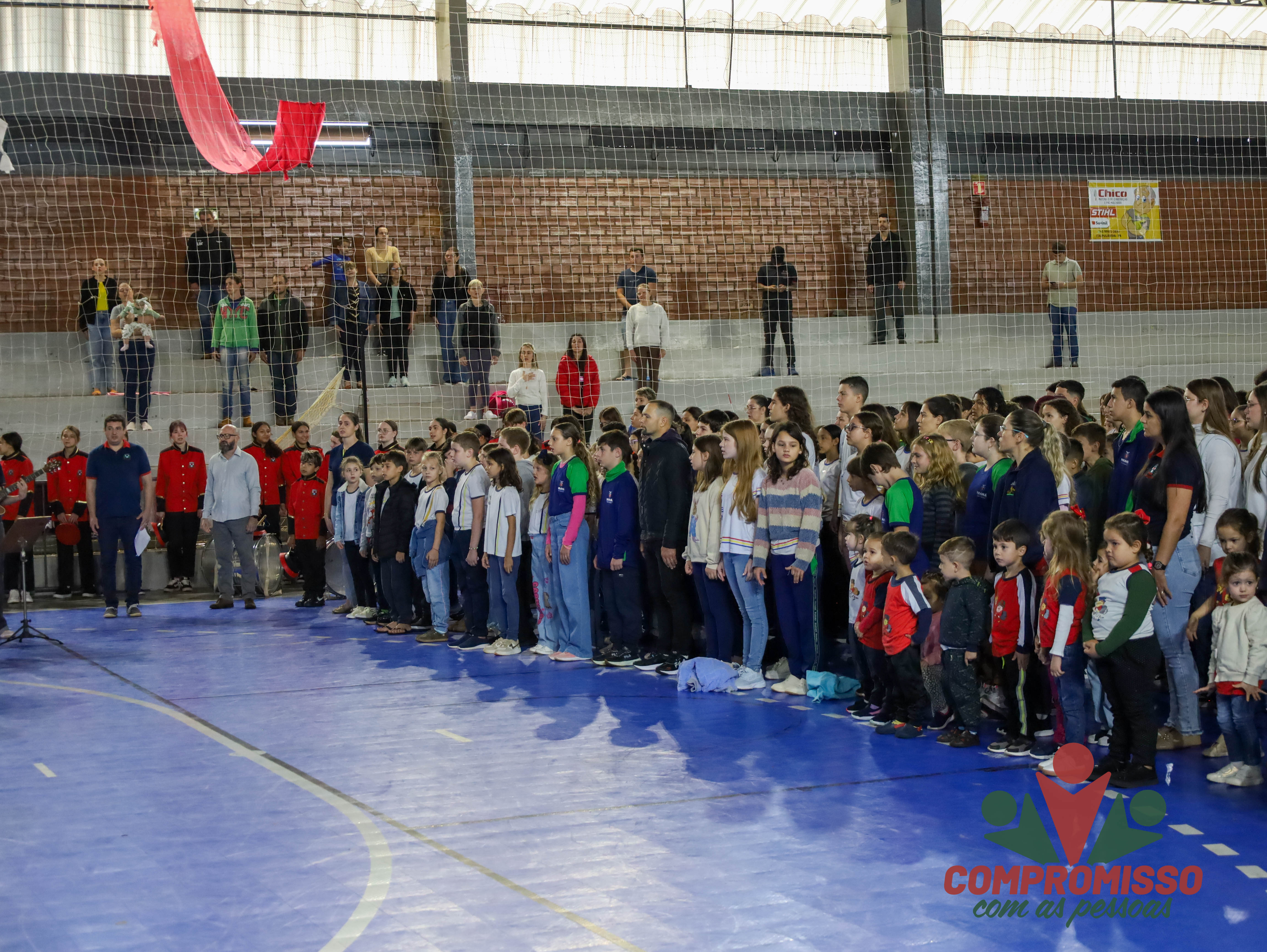 Semana da Pátria inicia com Apresentações de alunos em Missal