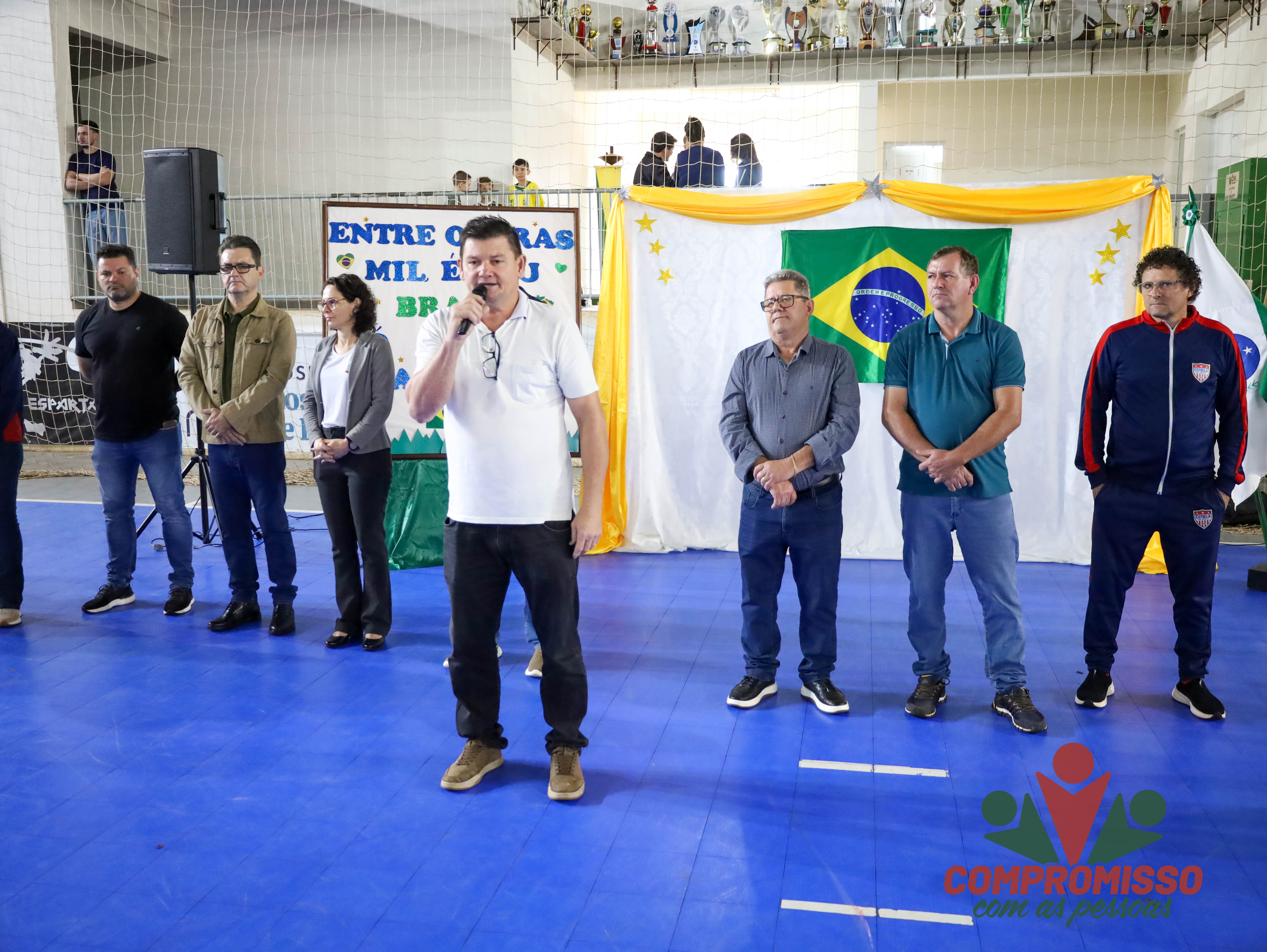 Semana da Pátria inicia com Apresentações de alunos em Missal