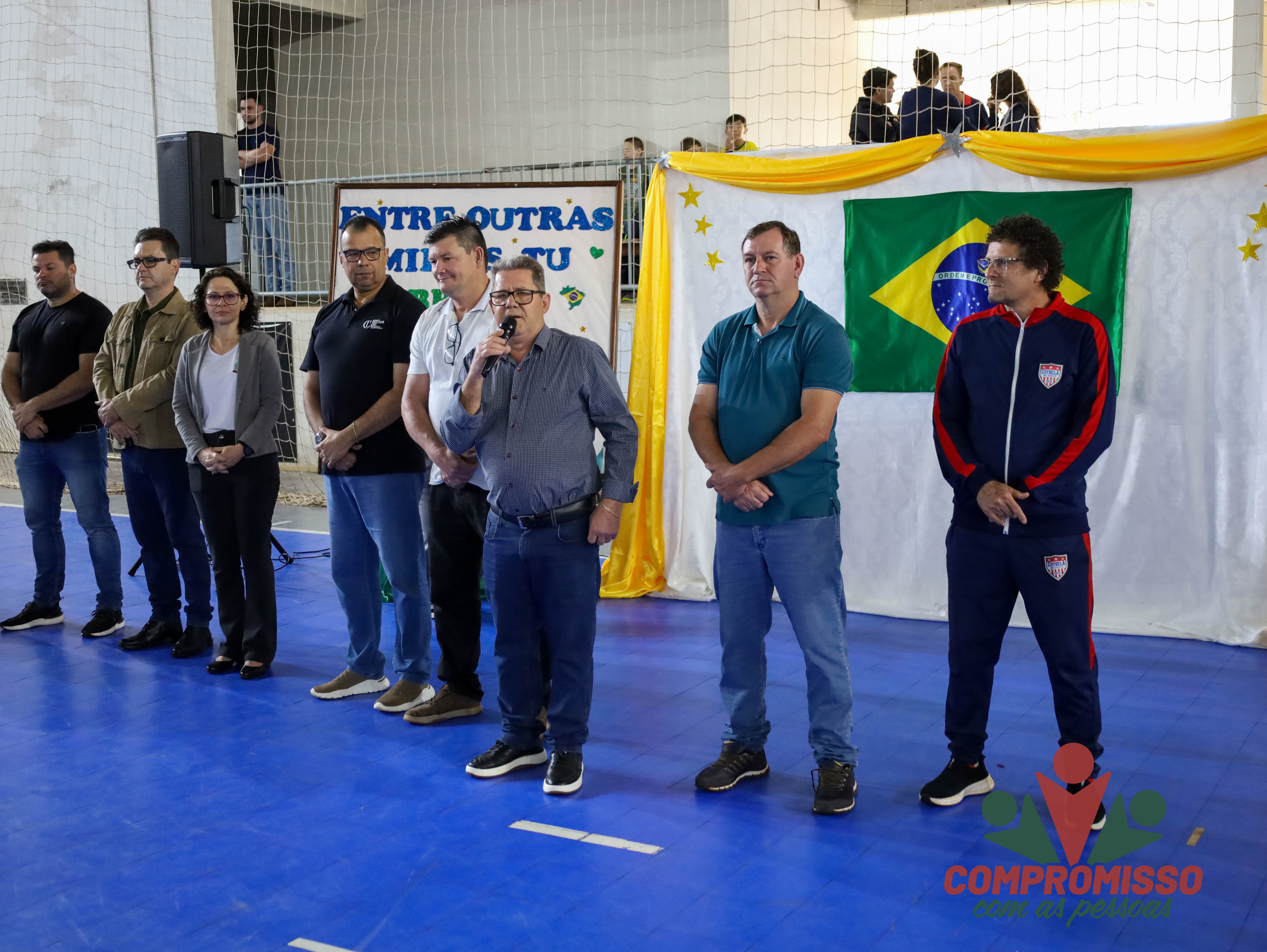 Semana da Pátria inicia com Apresentações de alunos em Missal