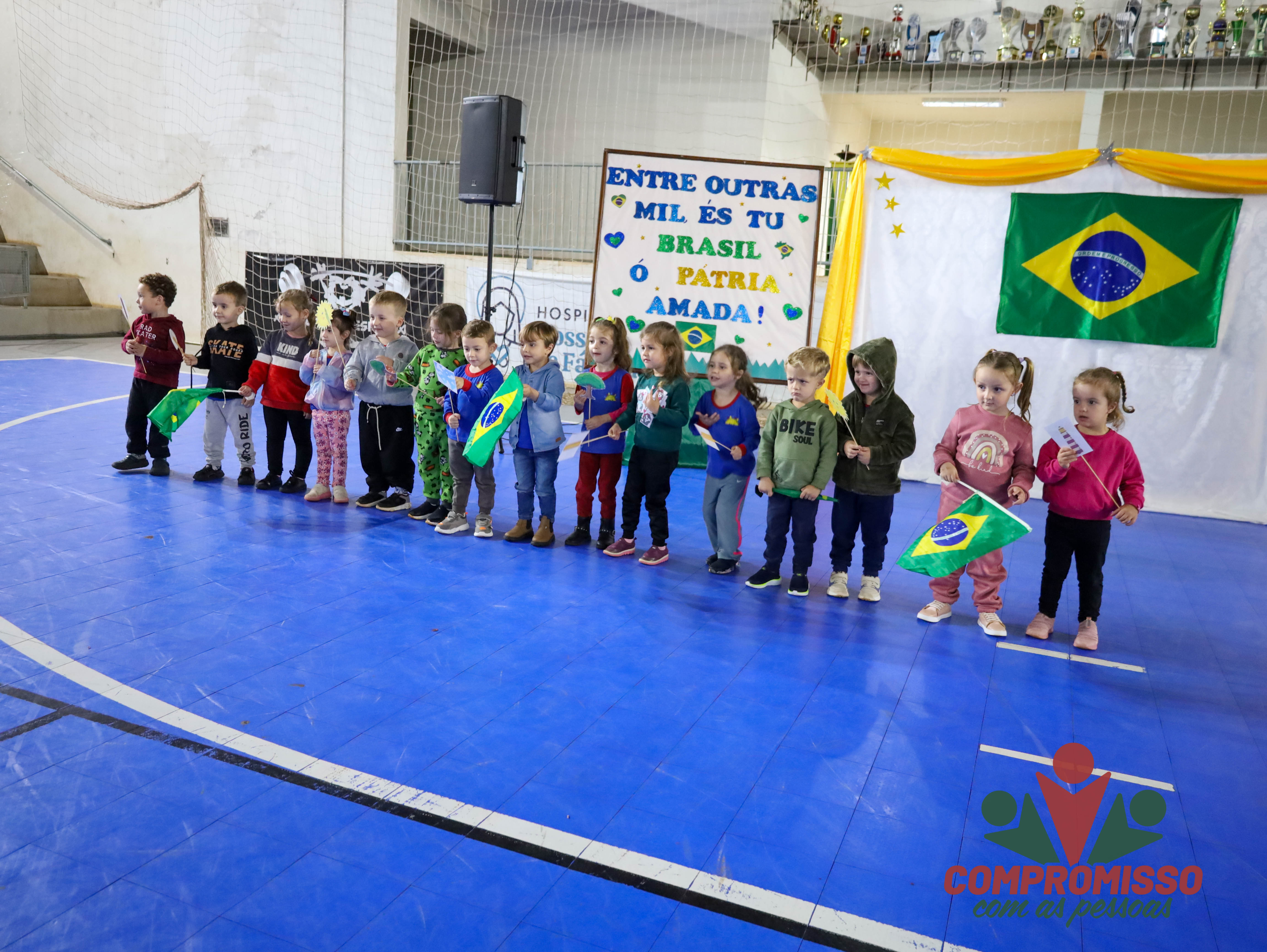 Semana da Pátria inicia com Apresentações de alunos em Missal