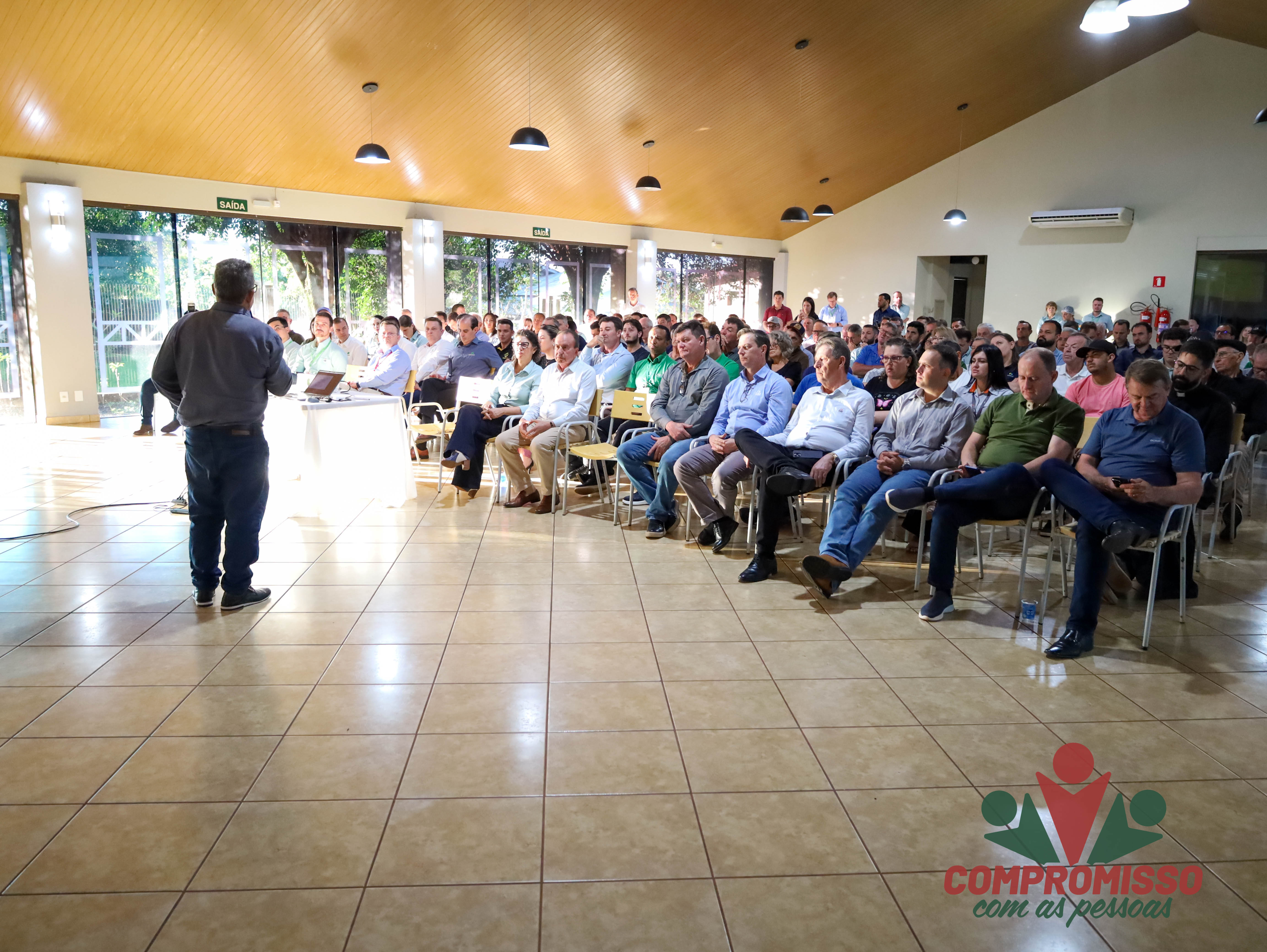 Lar Apresenta projeto e cronograma da Instalação do Frigorífico de Peixes em Missal