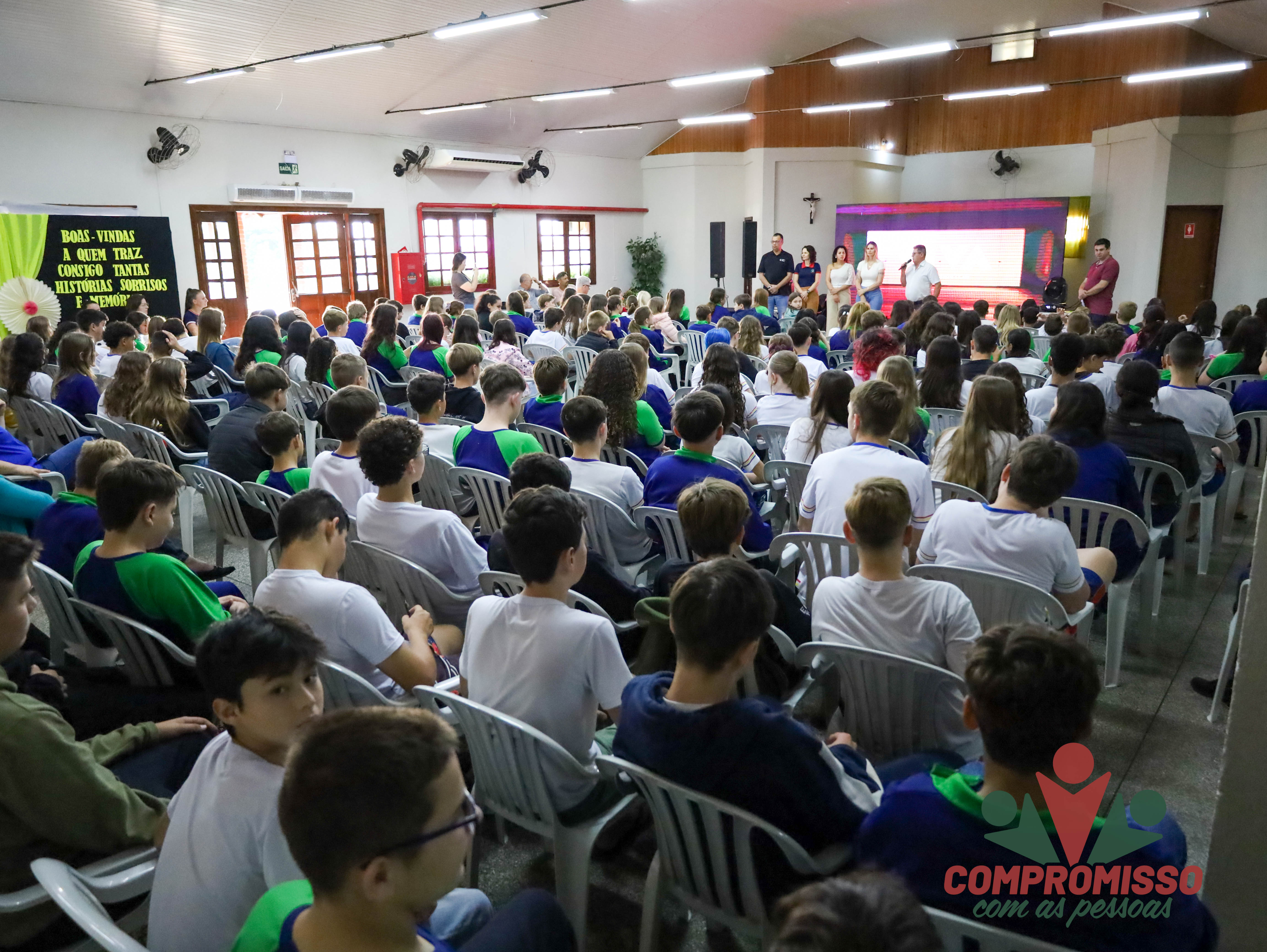 Prevenção do Suicídio, Bullying e autolesão são temas tratados com alunos da rede estadual em Missal
