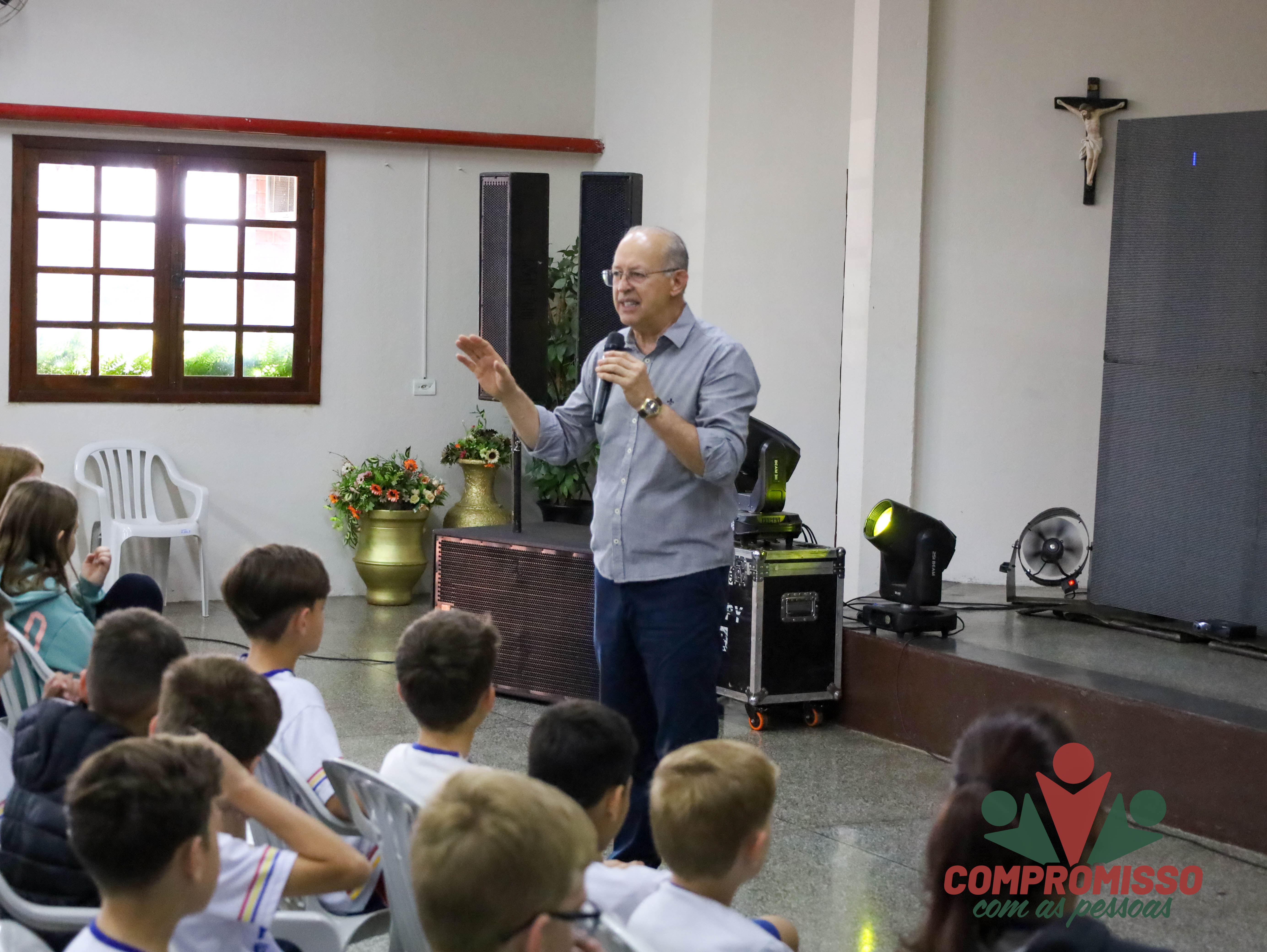 Prevenção do Suicídio, Bullying e autolesão são temas tratados com alunos da rede estadual em Missal