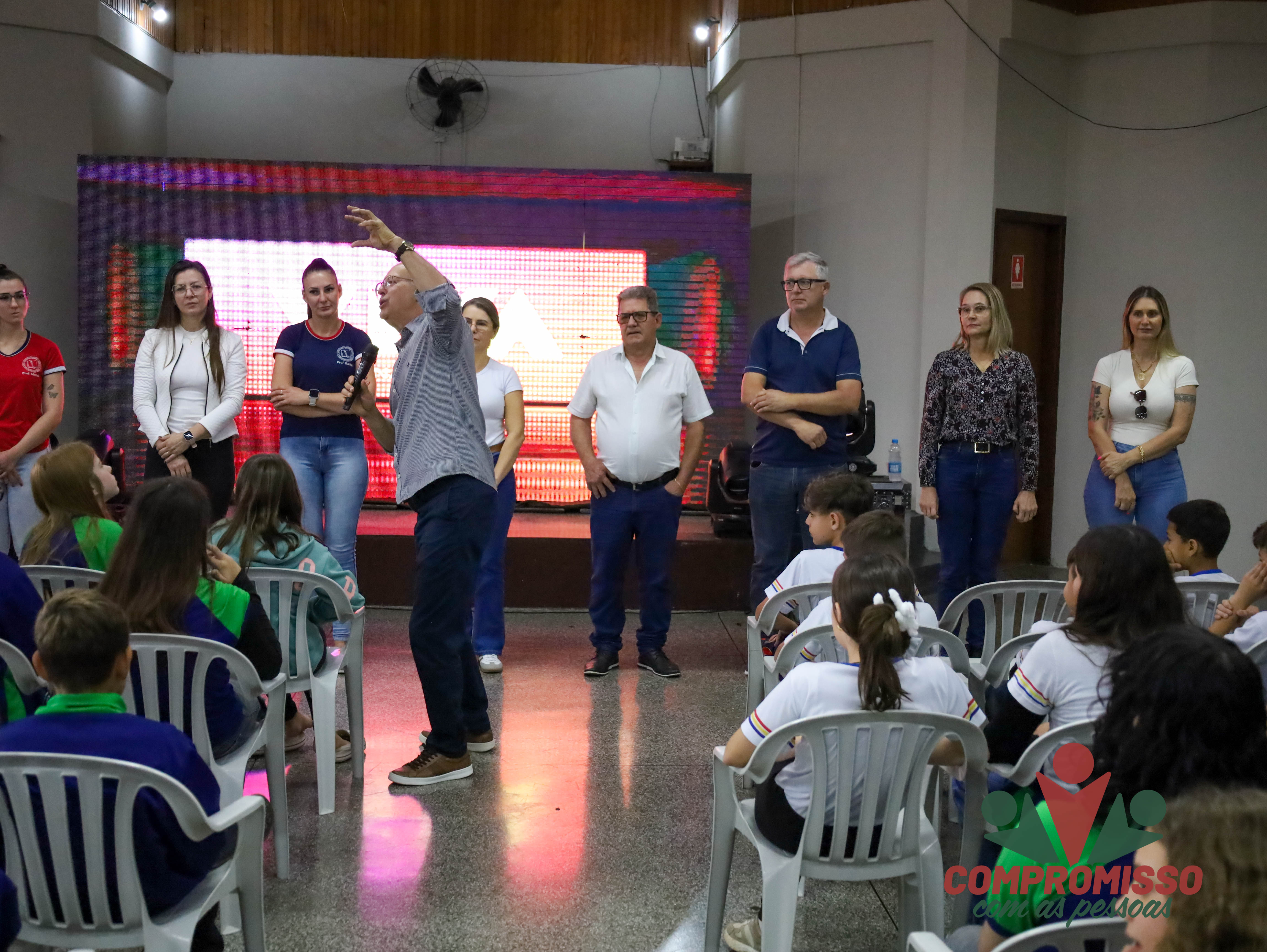 Prevenção do Suicídio, Bullying e autolesão são temas tratados com alunos da rede estadual em Missal