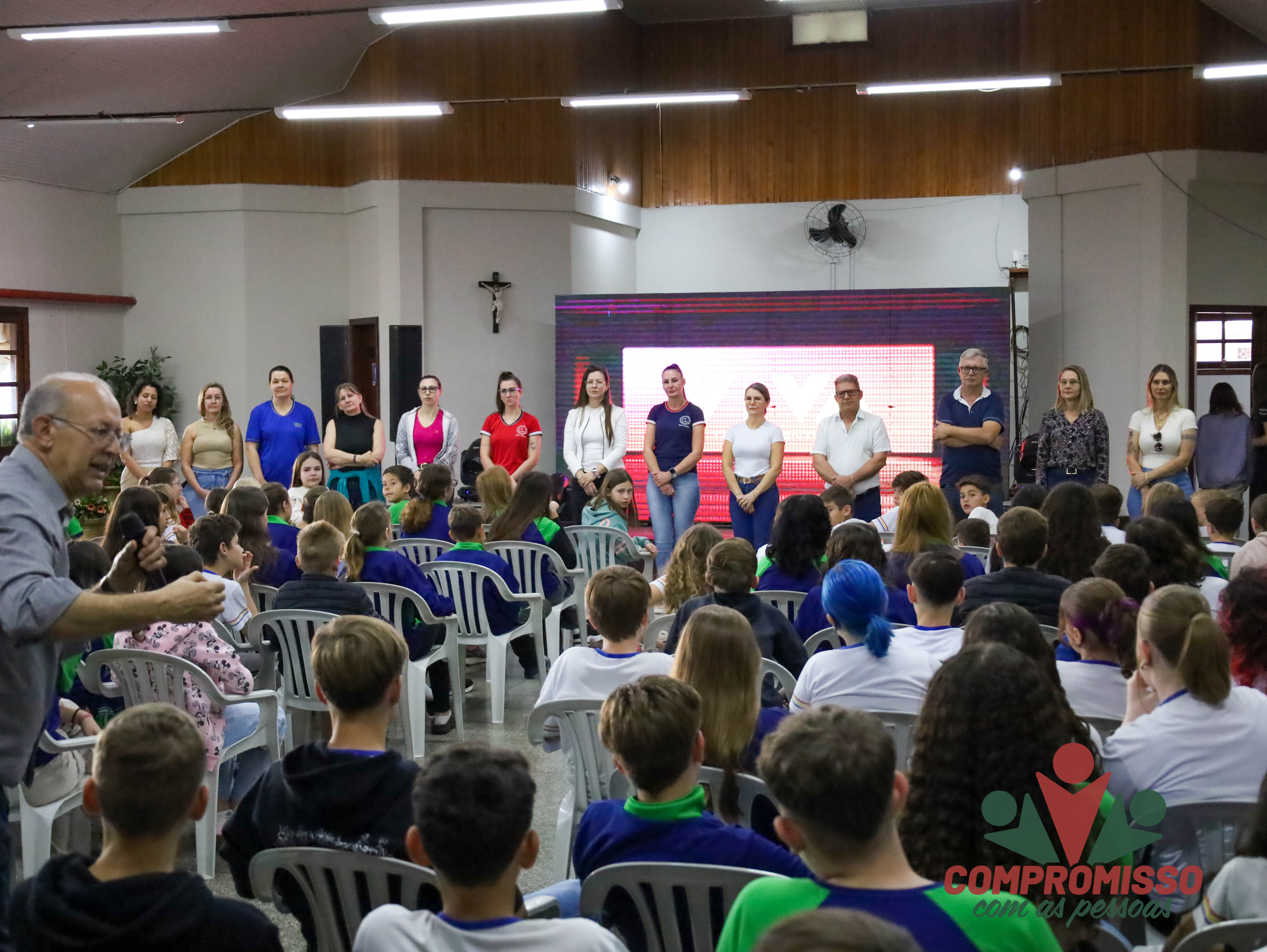 Prevenção do Suicídio, Bullying e autolesão são temas tratados com alunos da rede estadual em Missal