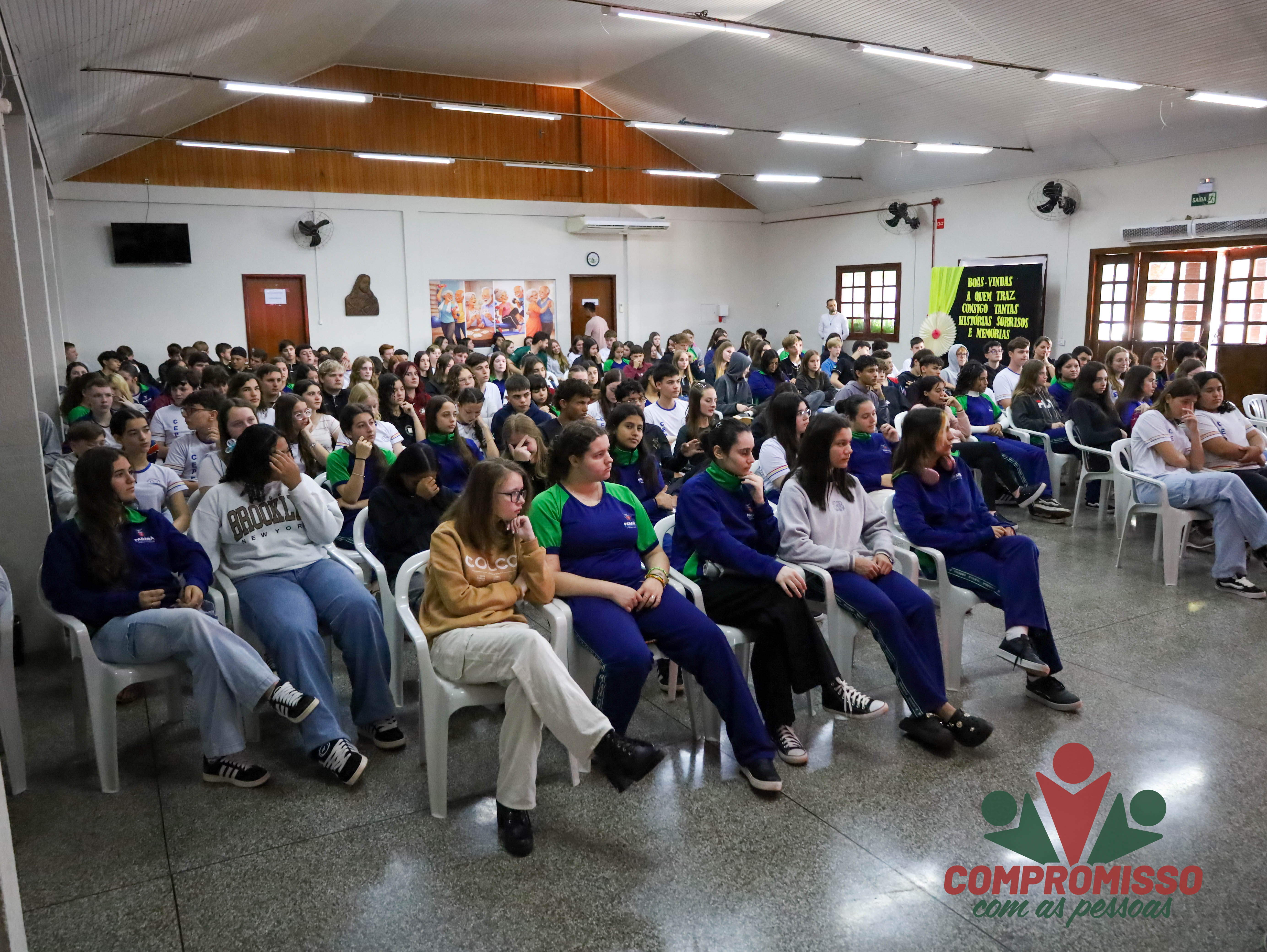 Prevenção do Suicídio, Bullying e autolesão são temas tratados com alunos da rede estadual em Missal
