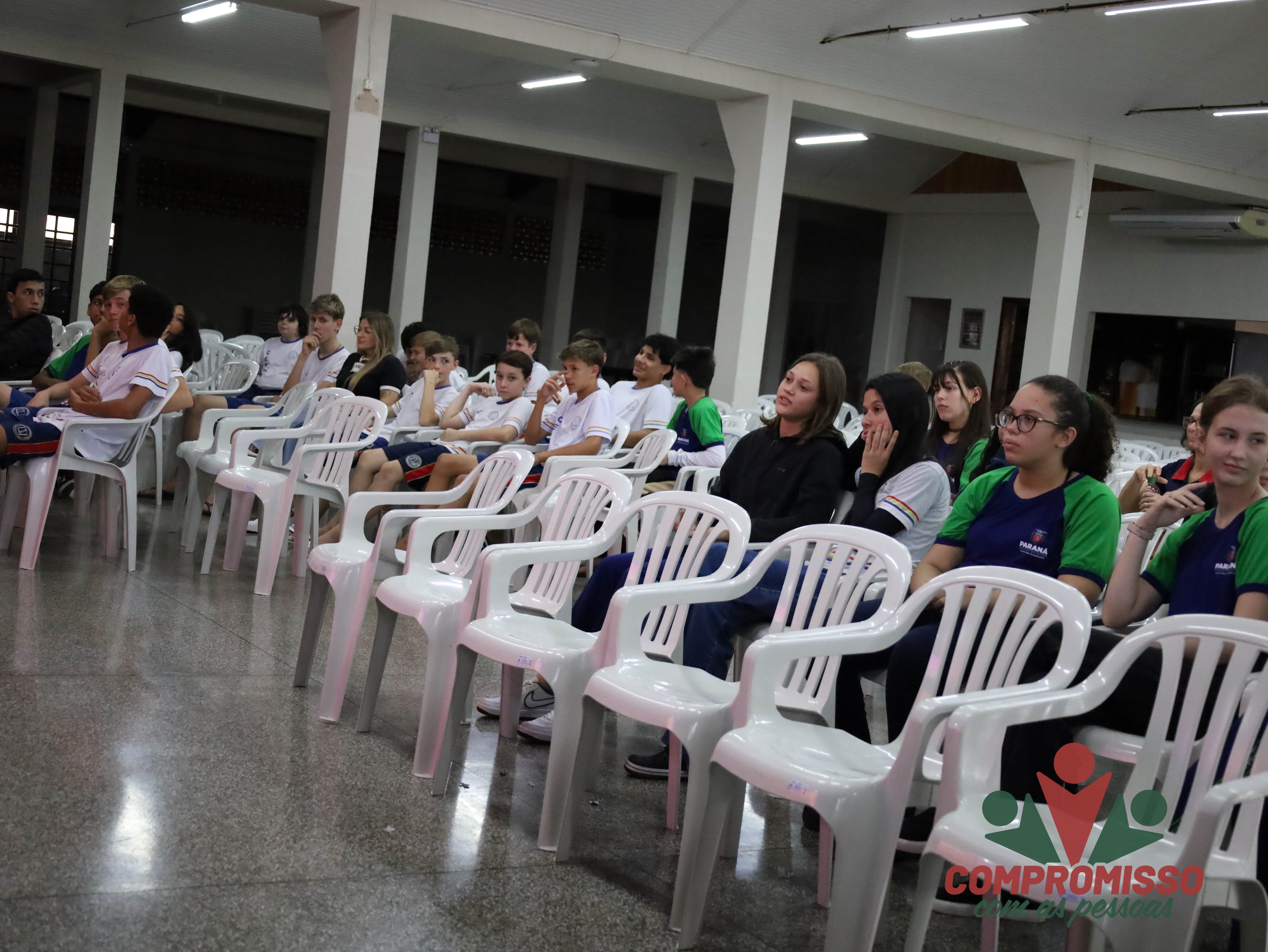Prevenção do Suicídio, Bullying e autolesão são temas tratados com alunos da rede estadual em Missal