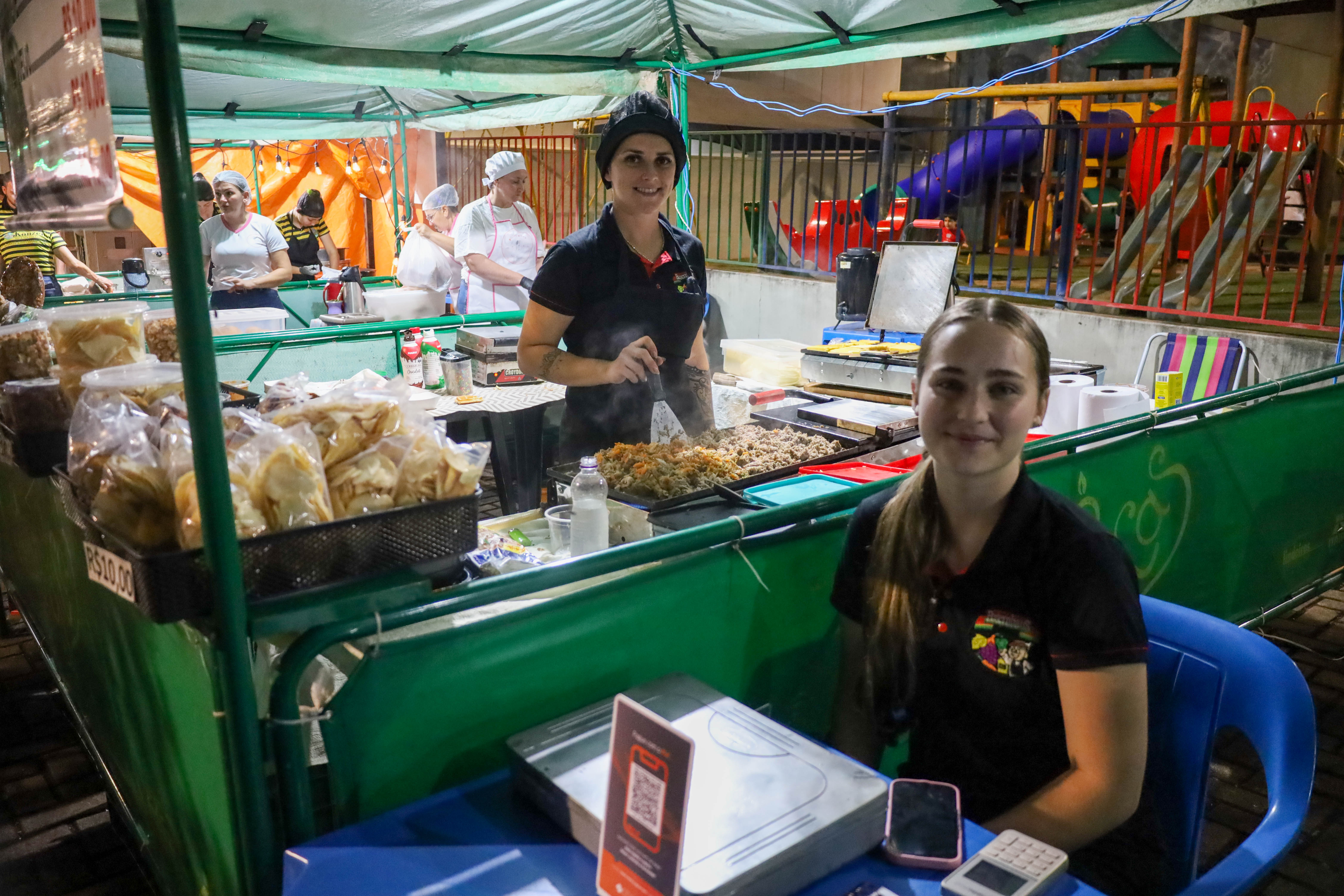 Espetáculo Ecos do Tempo atraiu um grande público para a Feira Gastronômica e Cultura e Expo Cresol