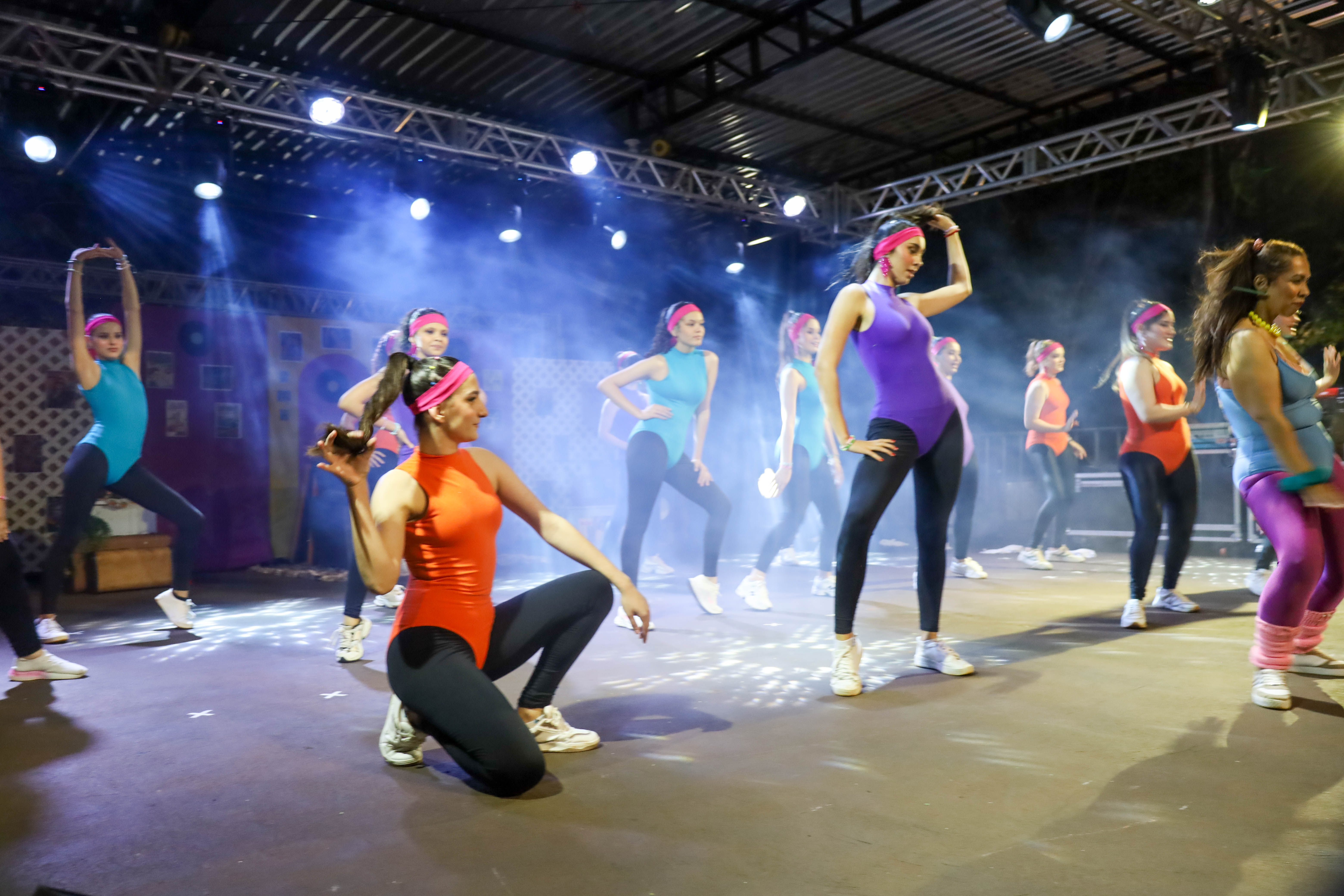 Espetáculo Ecos do Tempo atraiu um grande público para a Feira Gastronômica e Cultura e Expo Cresol