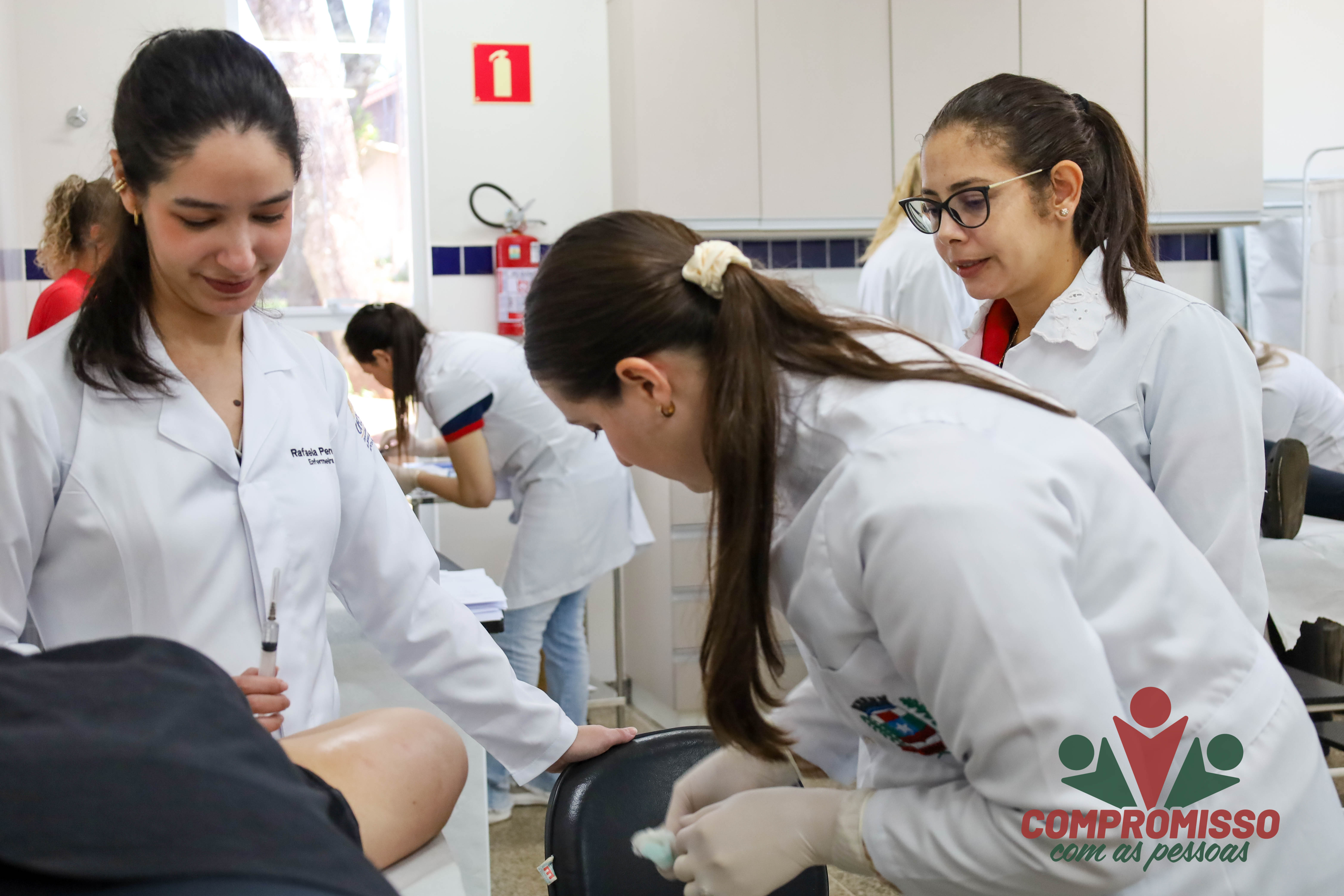 Médicos e enfermeiros de Missal passam por capacitação para Inserção do Implanon