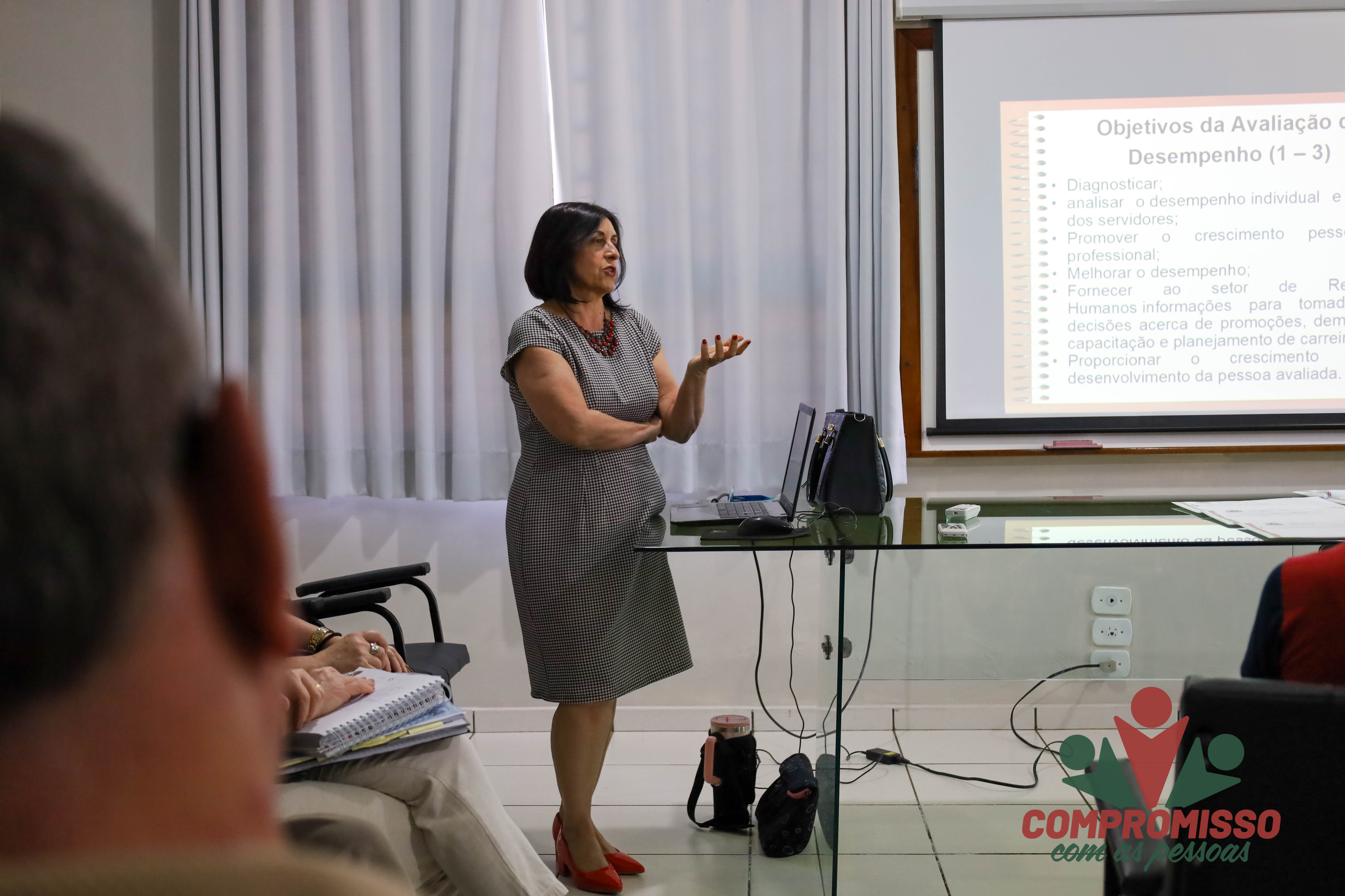 Comissão de Avaliação de Desempenho do Magistério discute atuação