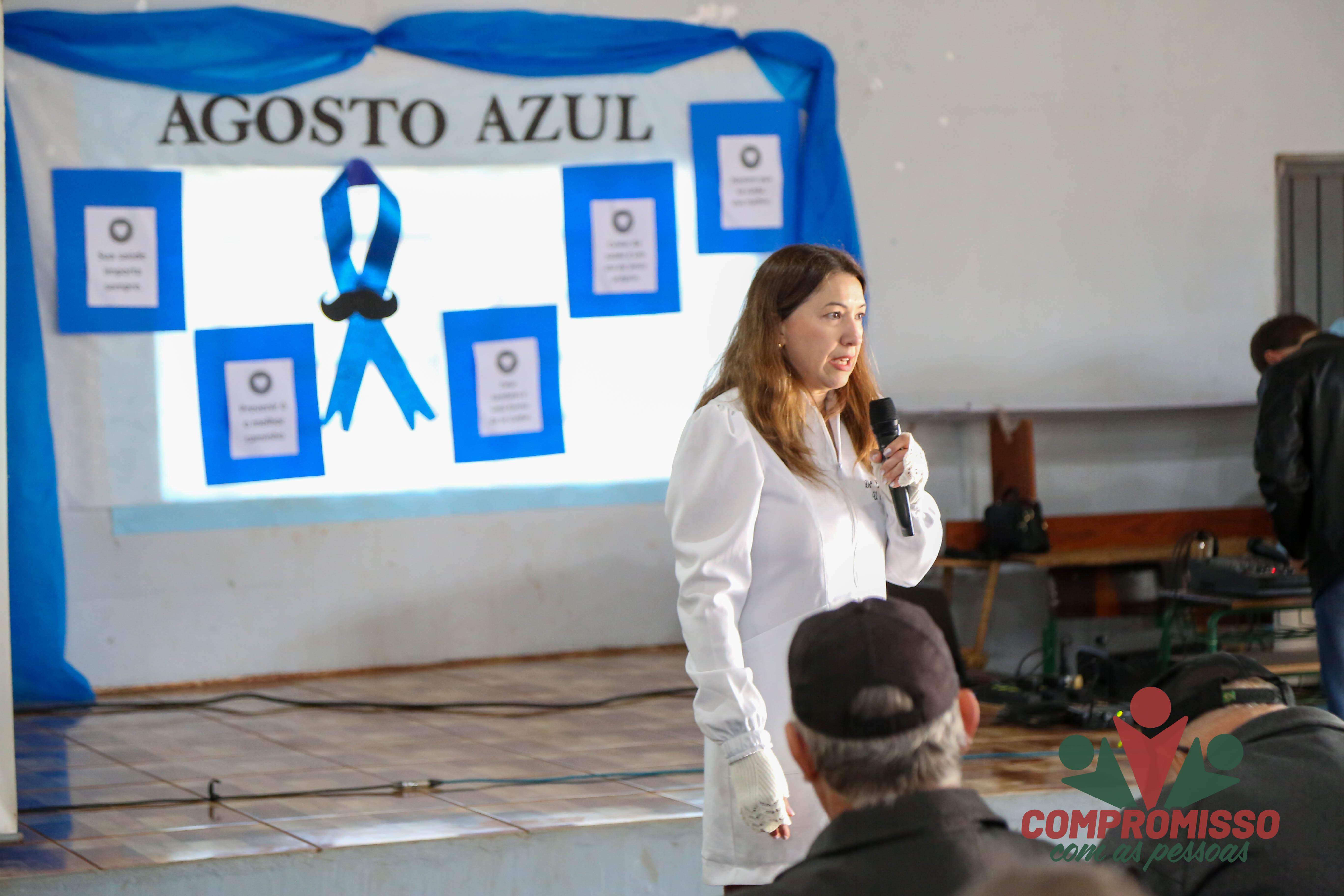 Clube do Bairro Renascer recebe ações do Agosto Azul