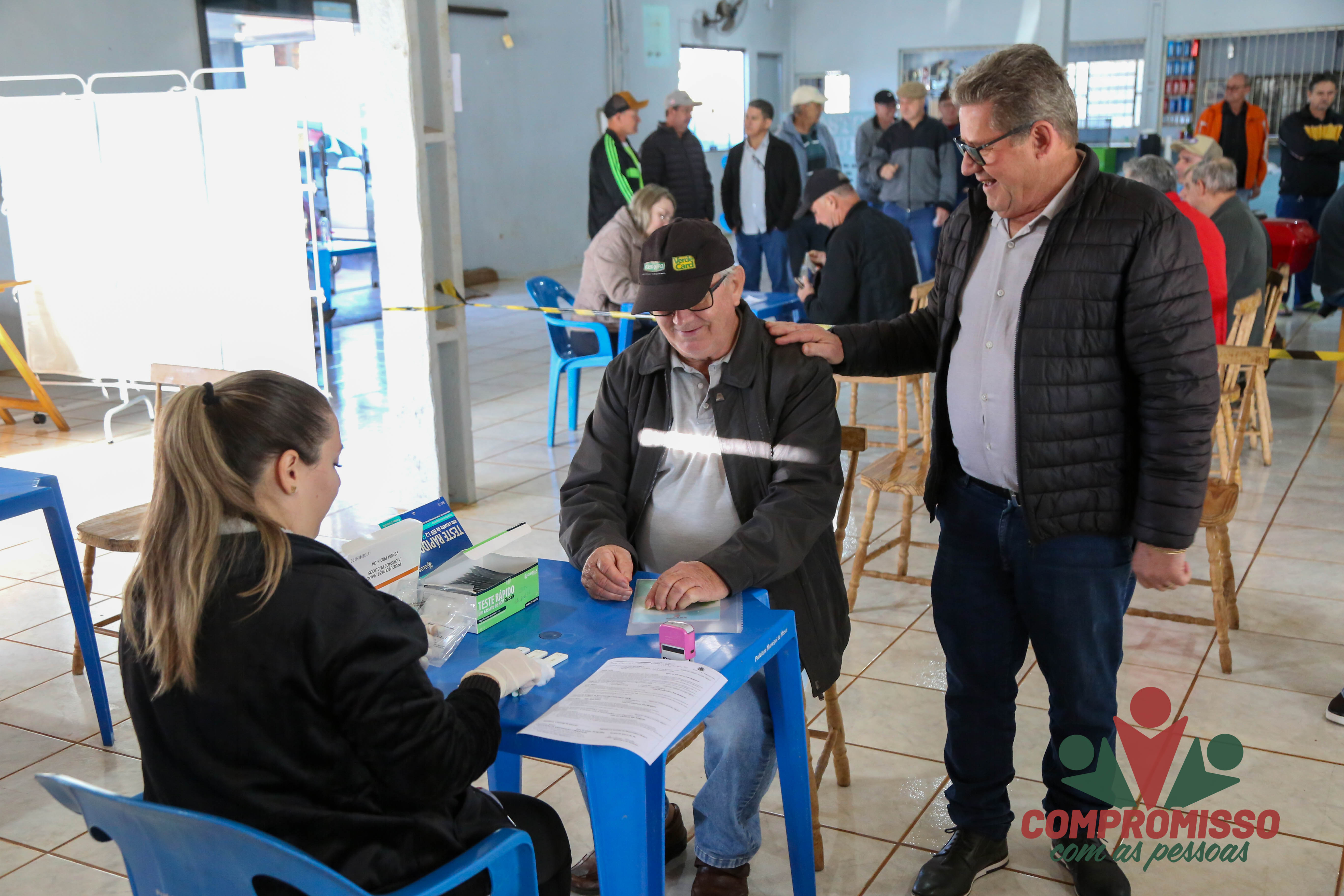 Clube do Bairro Renascer recebe ações do Agosto Azul