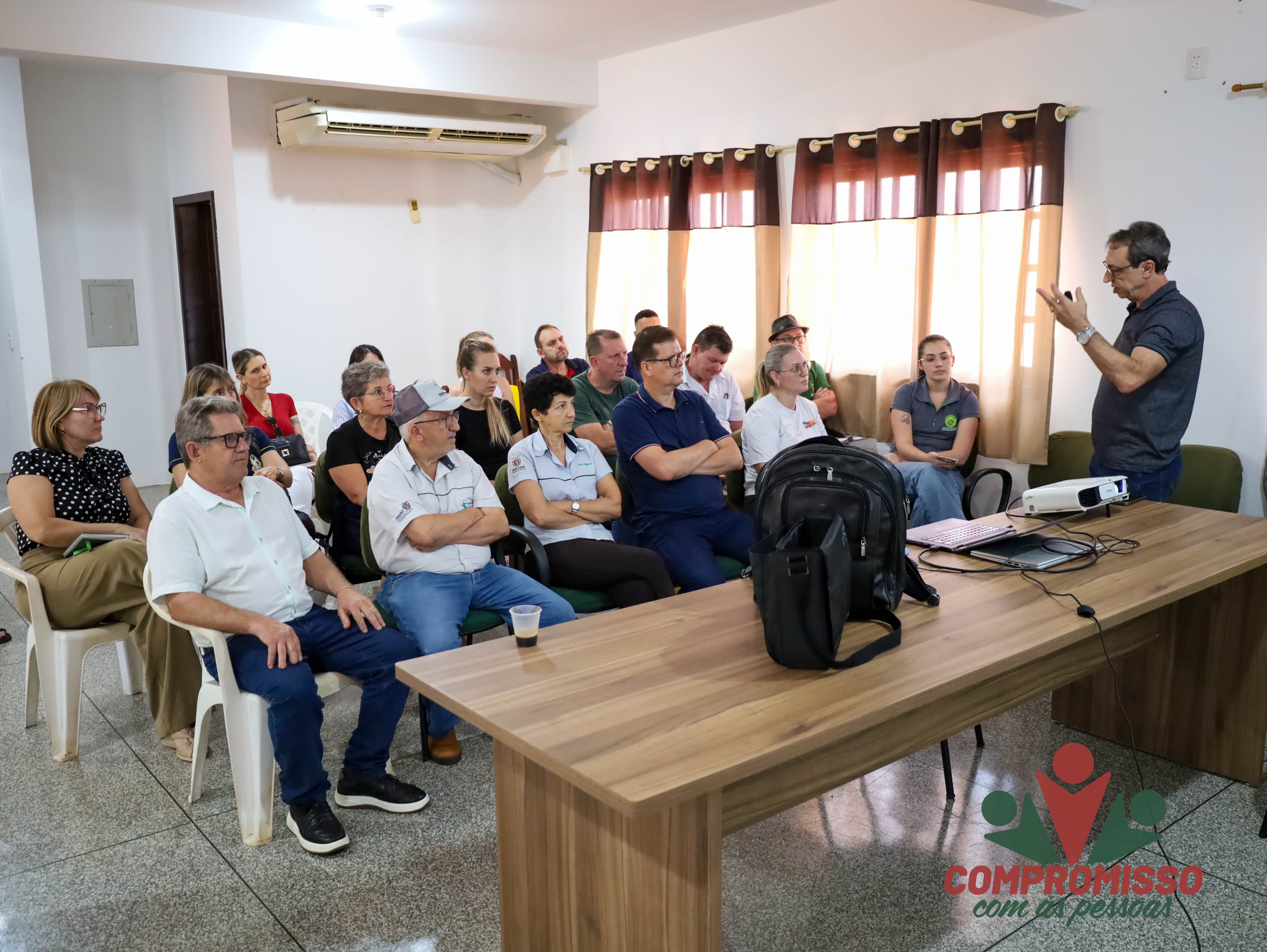 Missal discute implantação de um programa de compras da Agricultura Familiar