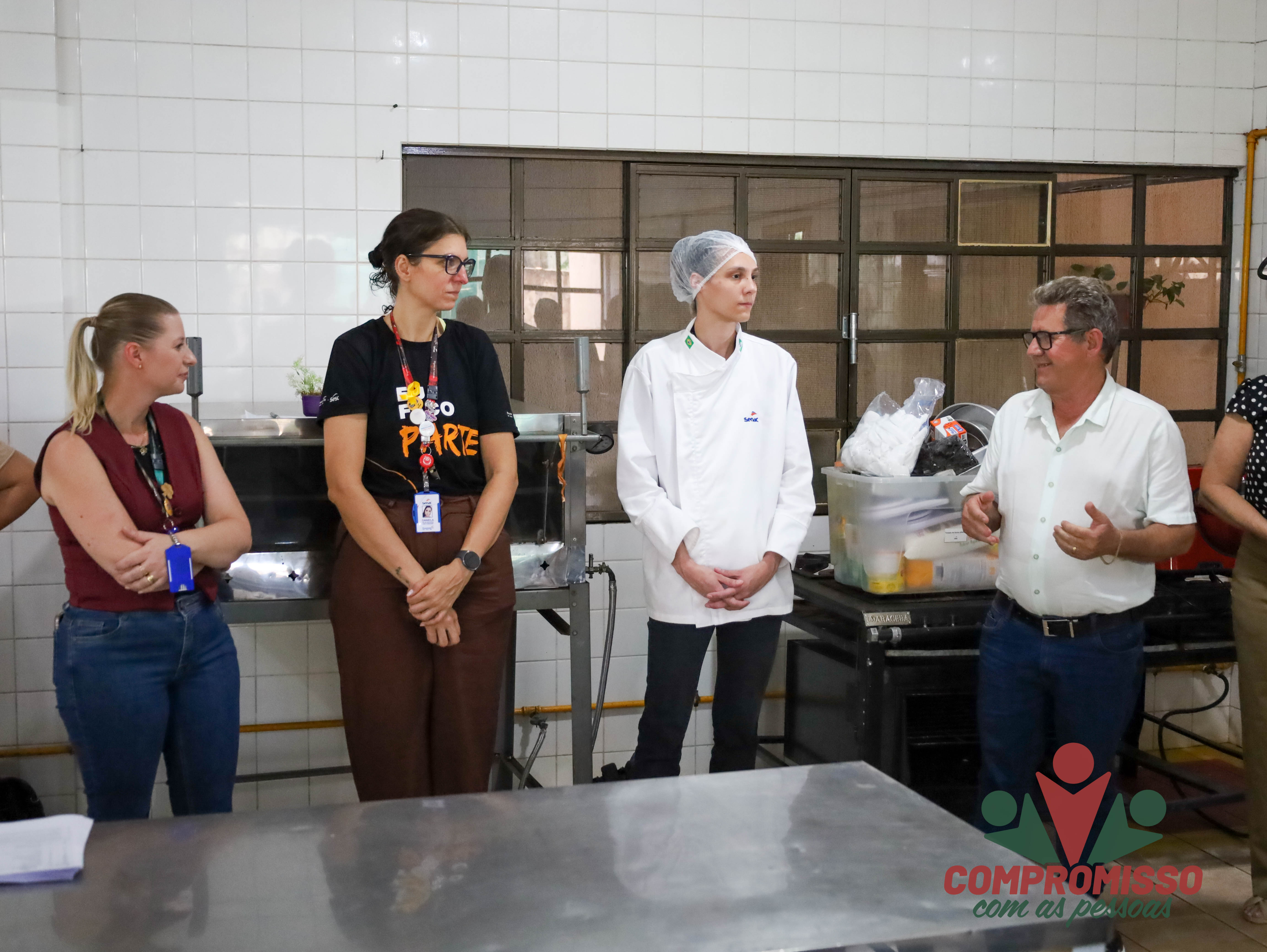 Iniciado curso de Confeitaria Natalina em Missal