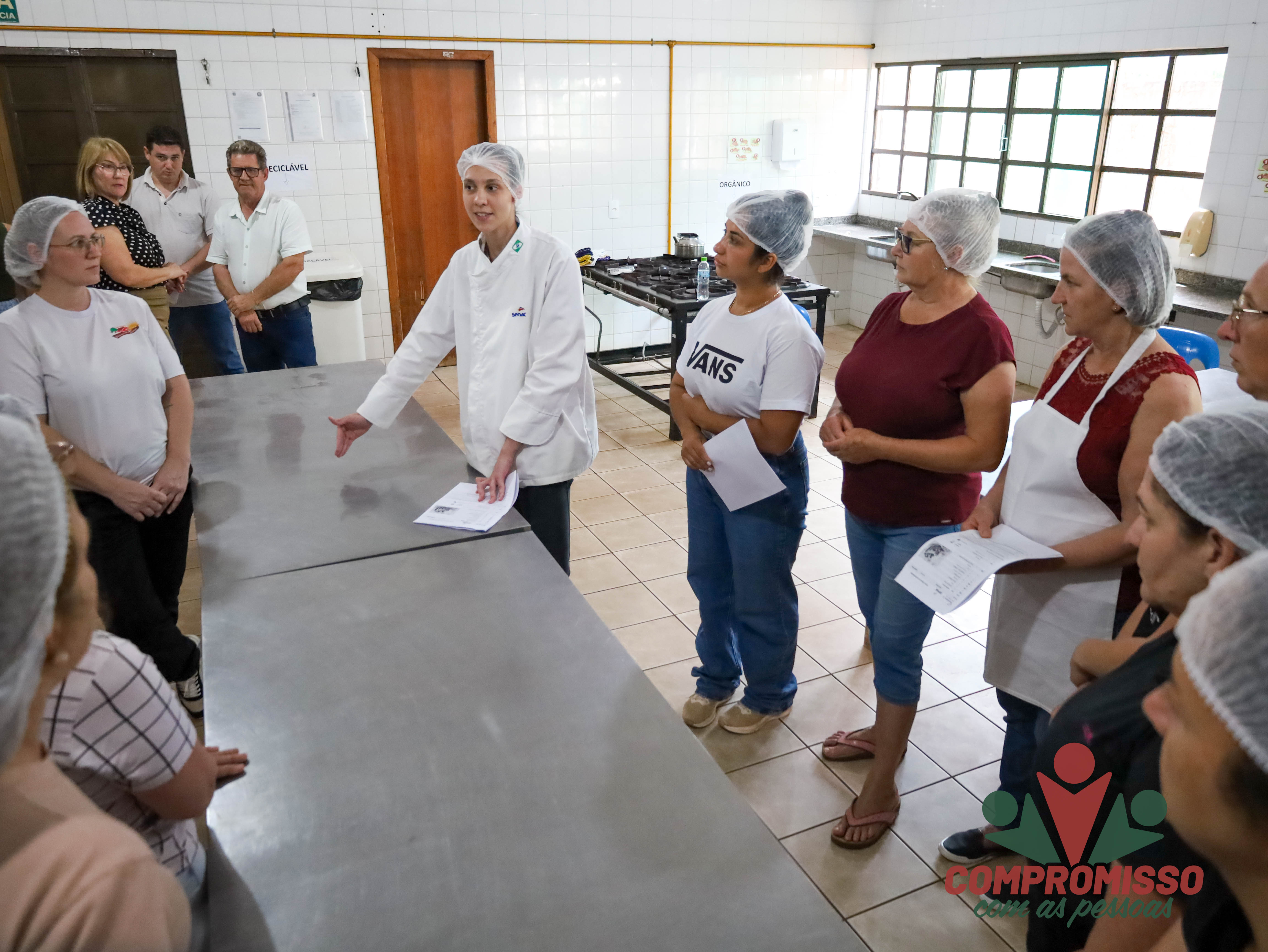 Iniciado curso de Confeitaria Natalina em Missal