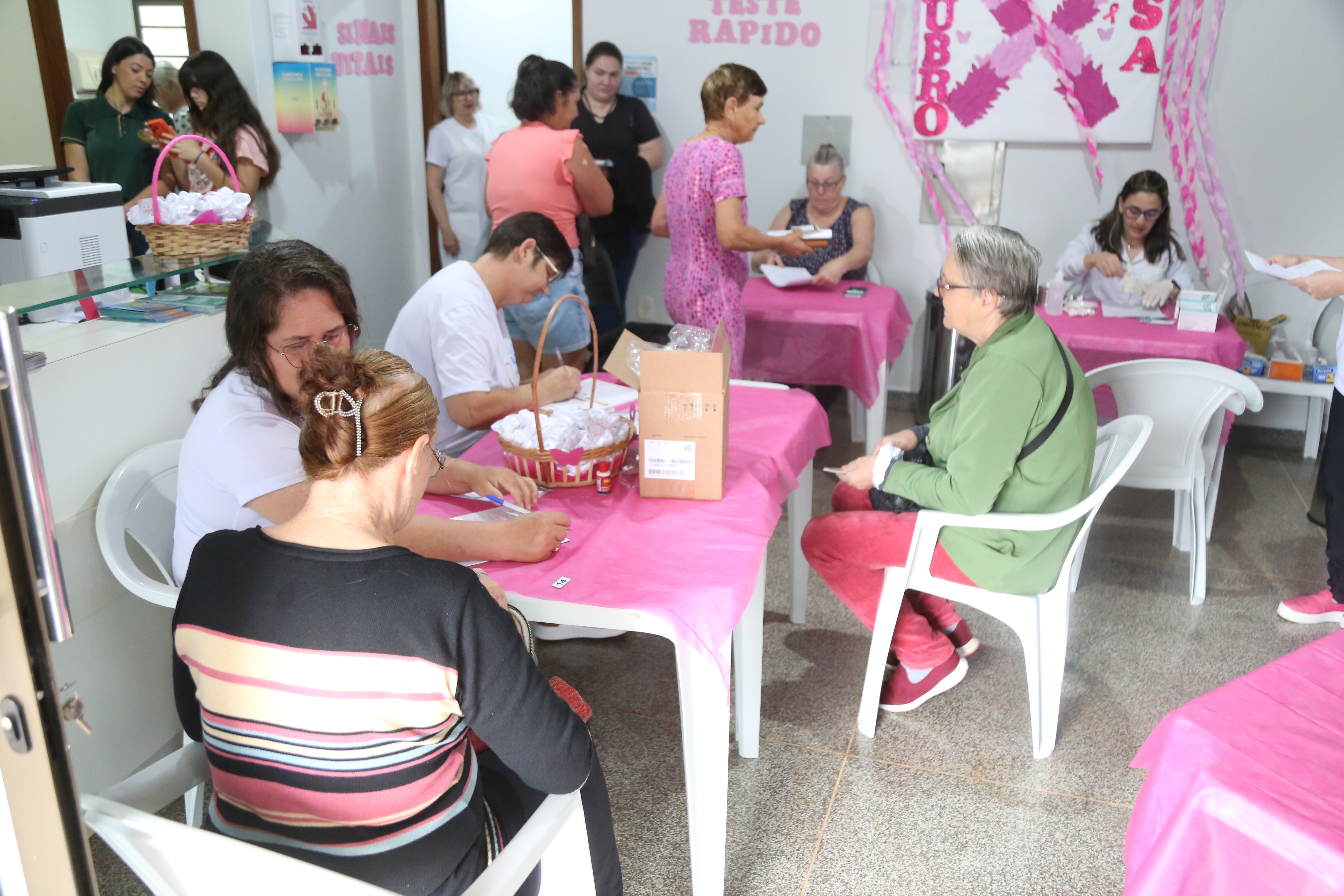 Outubro Rosa em Vista Alegre conta com quase 70 participantes