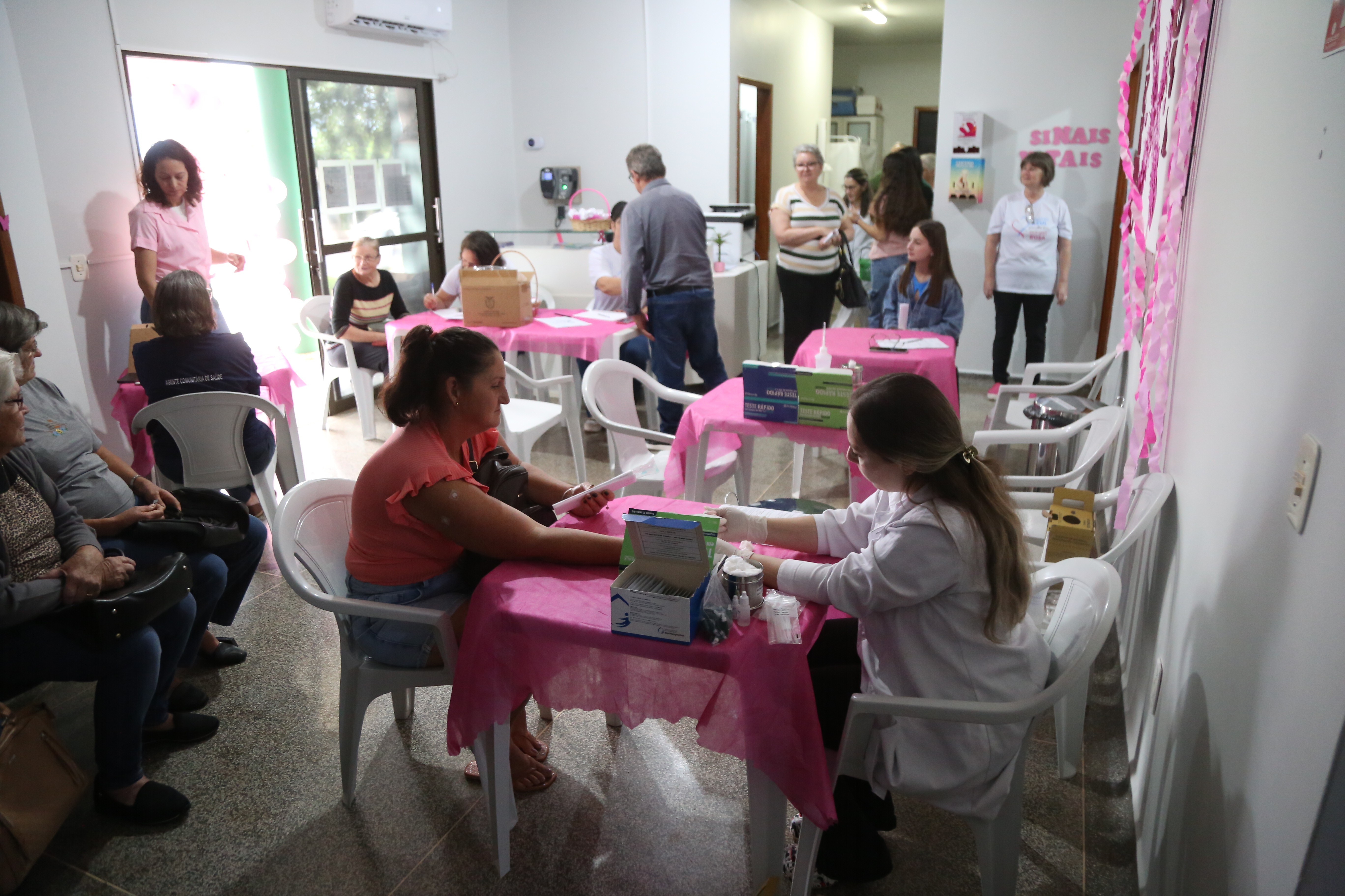 Outubro Rosa em Vista Alegre conta com quase 70 participantes
