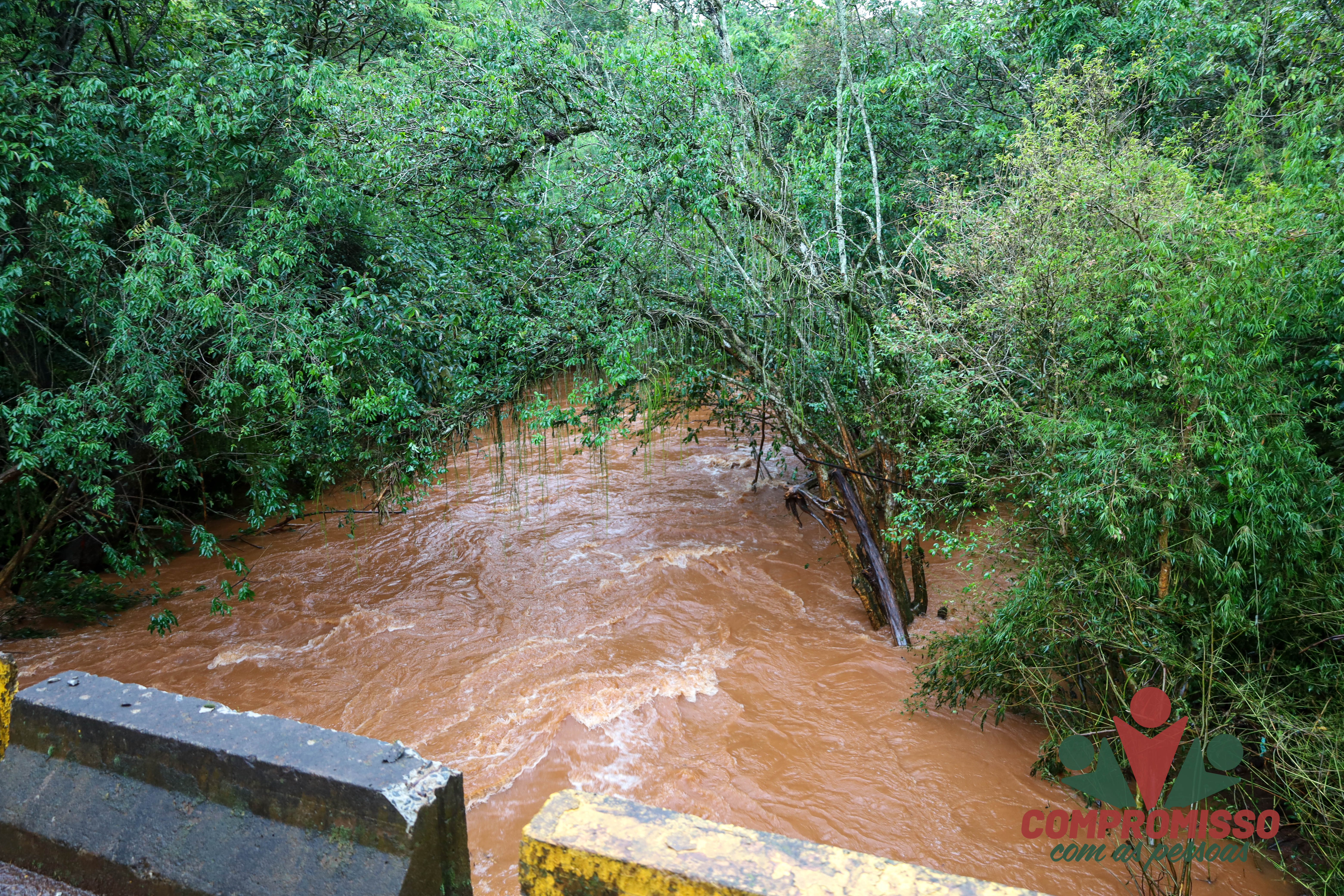 FOTOS DE MAIS PONTOS QUE SOFRERAM COM AÇÃO DO TEMPO